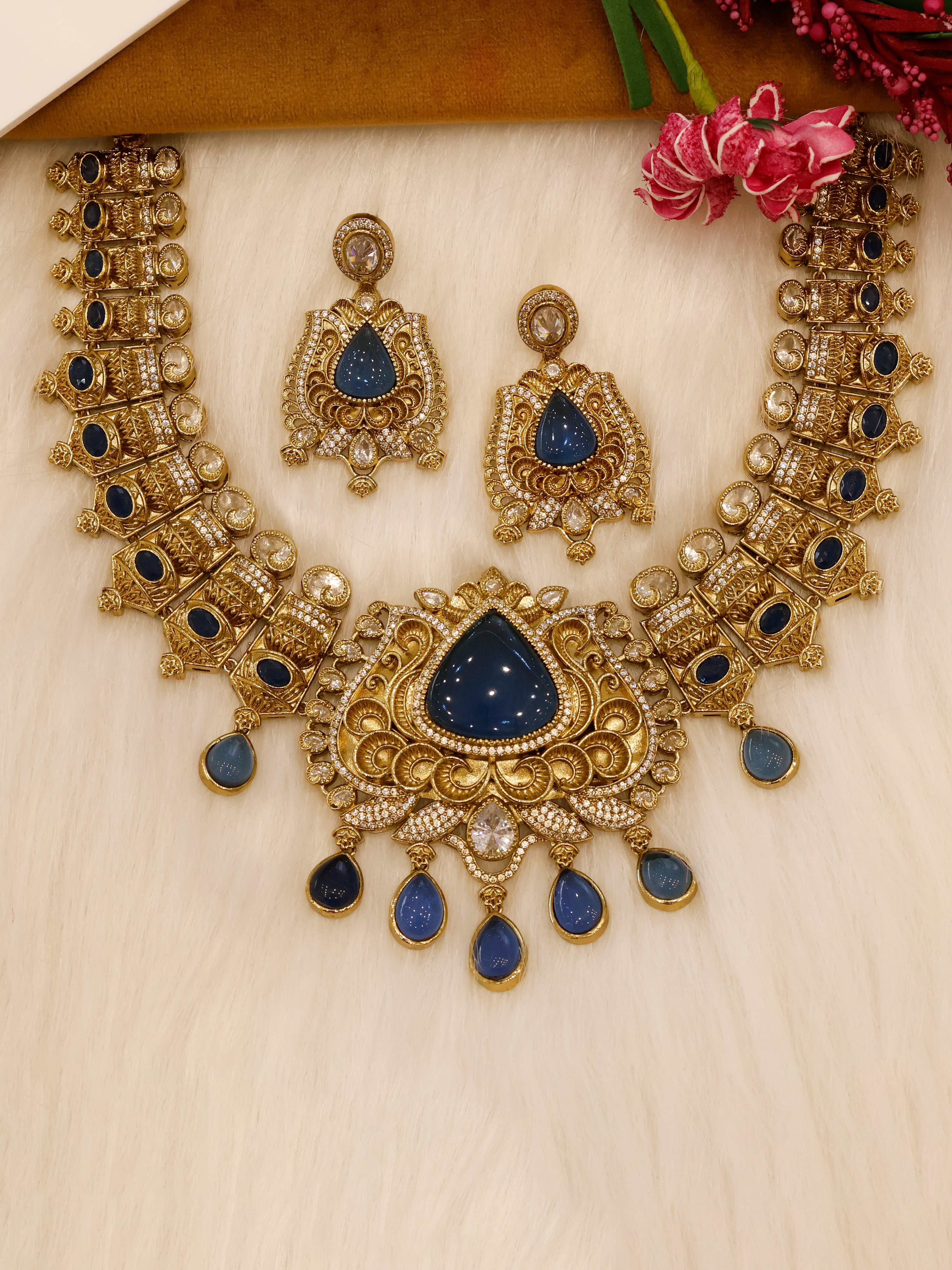 Aanura Antique Bridal Necklace with Ruby Red Stones