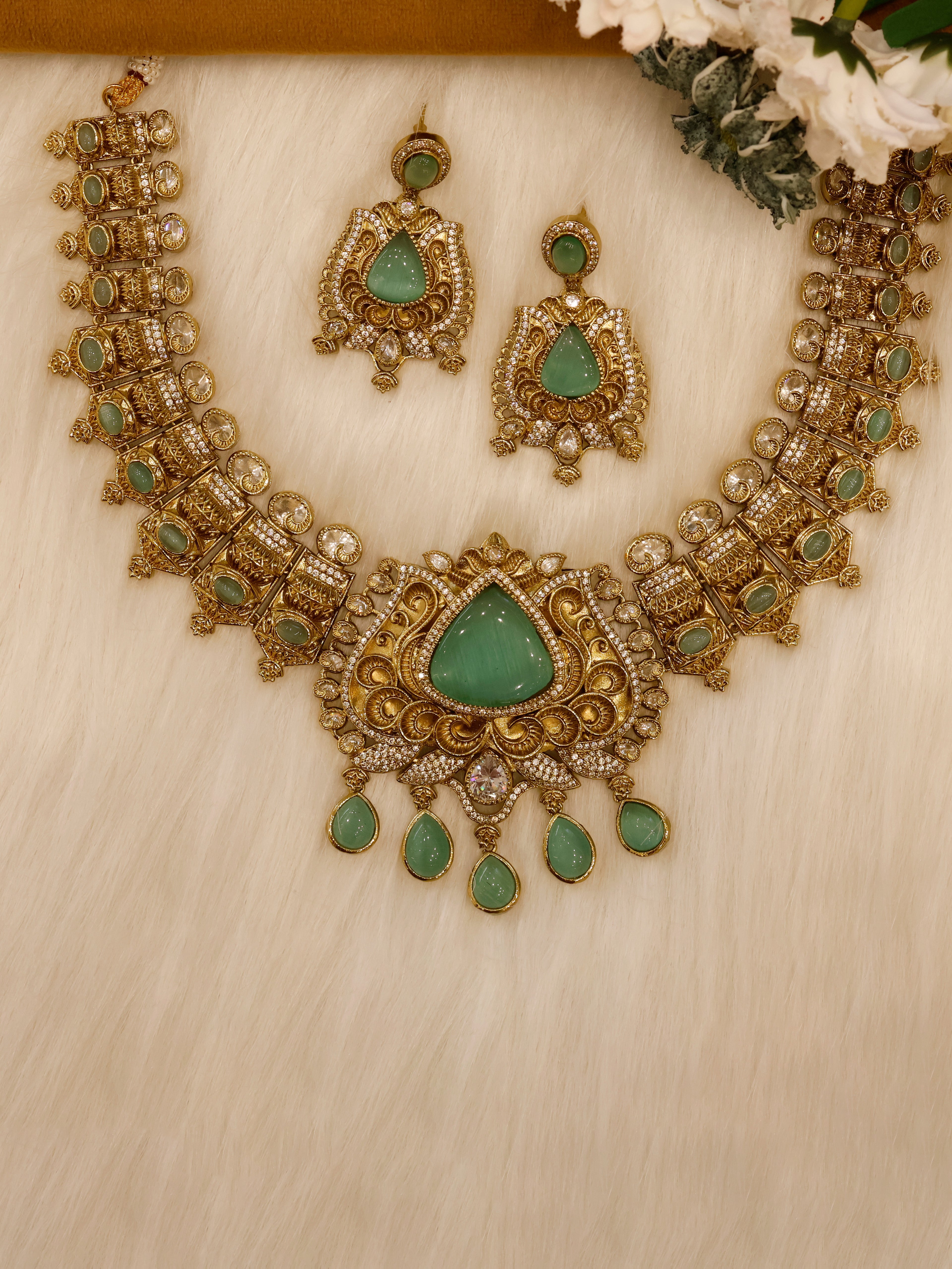 Aanura Antique Bridal Necklace with Ruby Red Stones