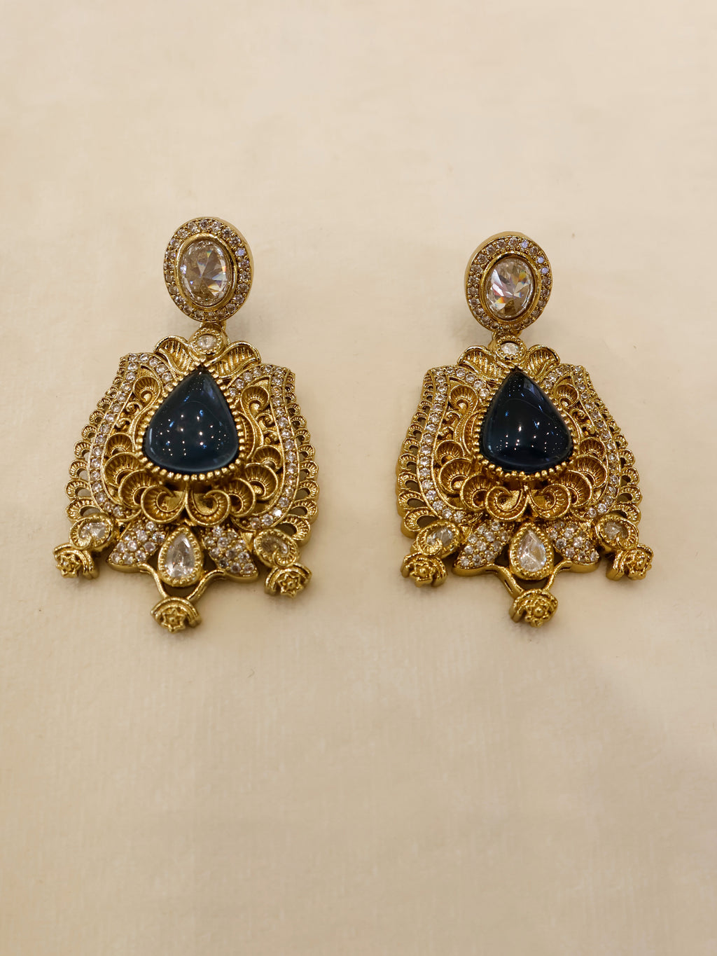 Aanura Antique Bridal Necklace with Ruby Red Stones