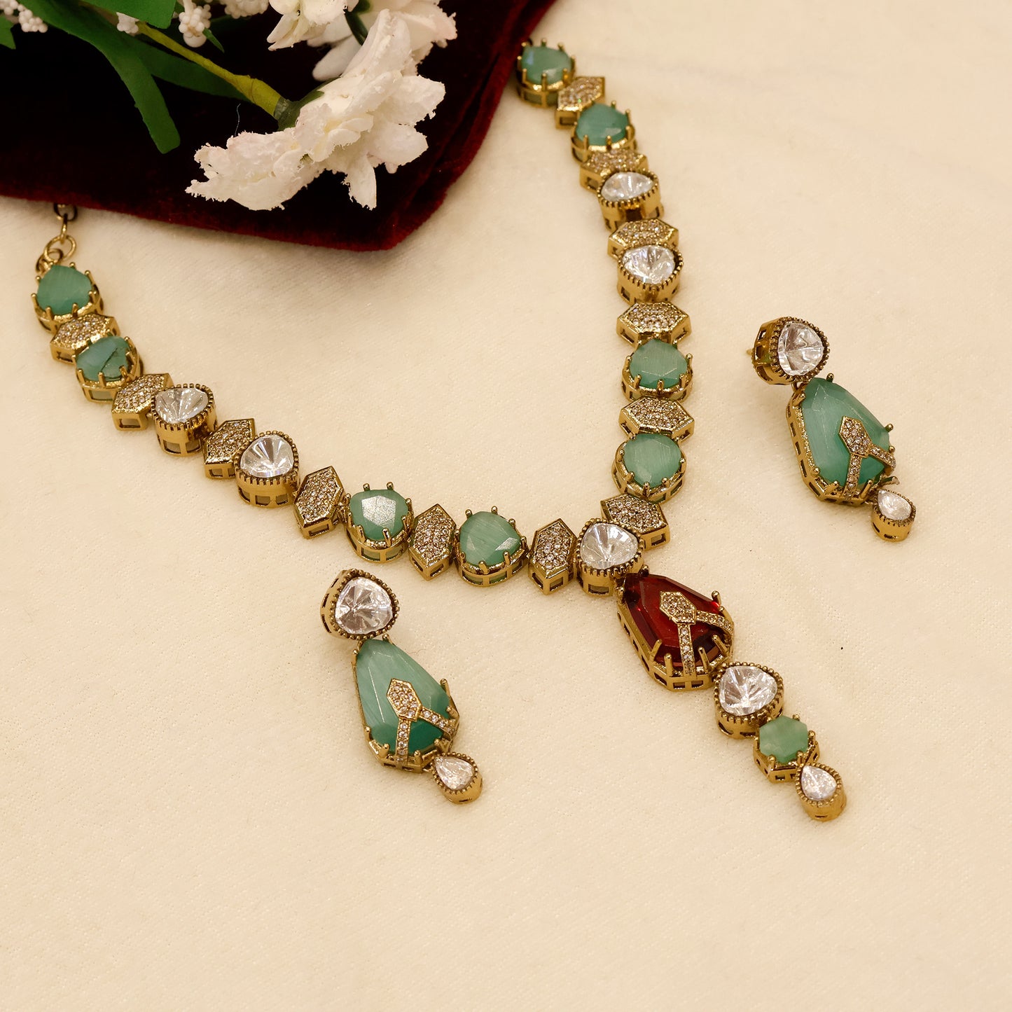 Aanura Green Drop Stone Necklace Set