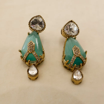 Aanura Green Drop Stone Necklace Set