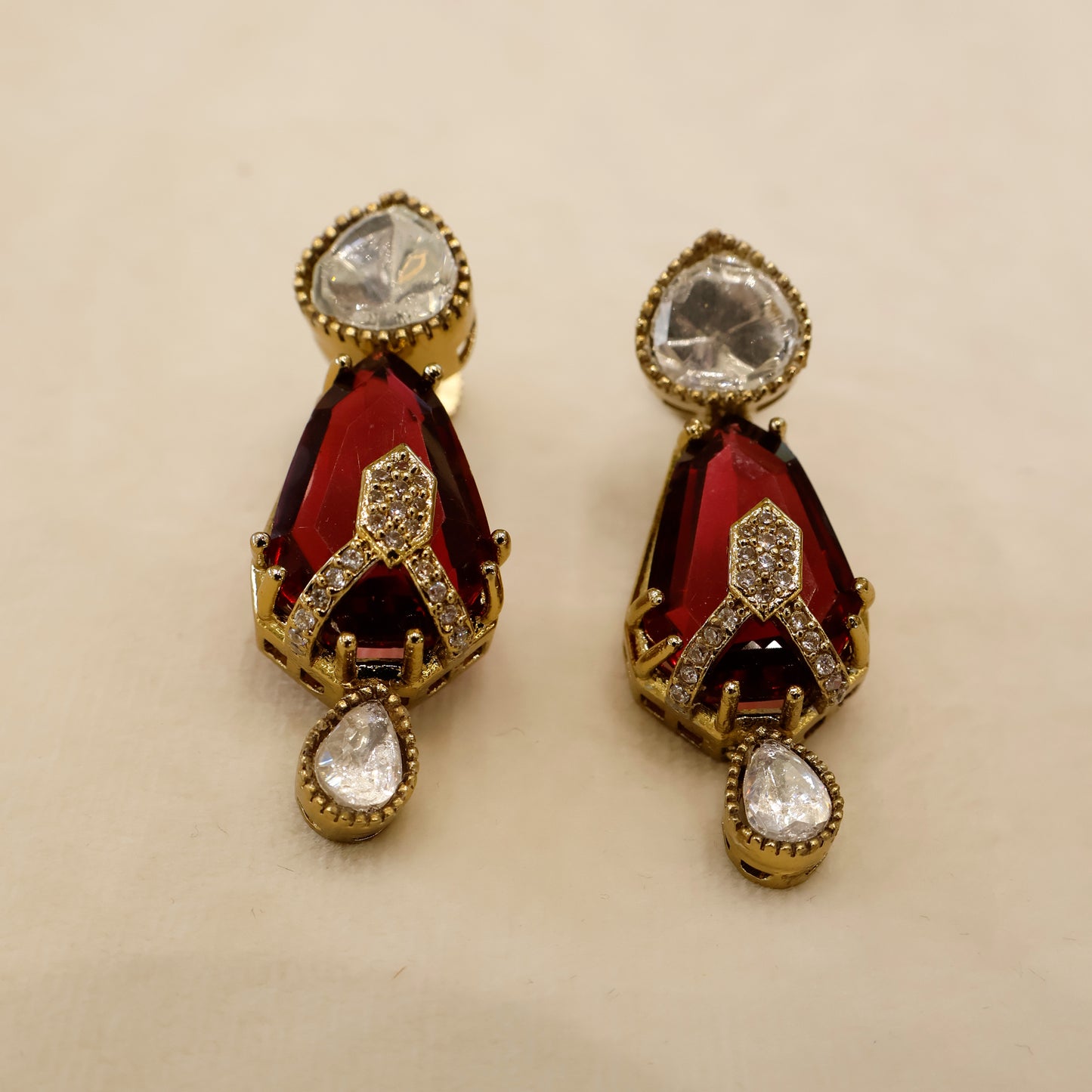 Aanura Green Drop Stone Necklace Set