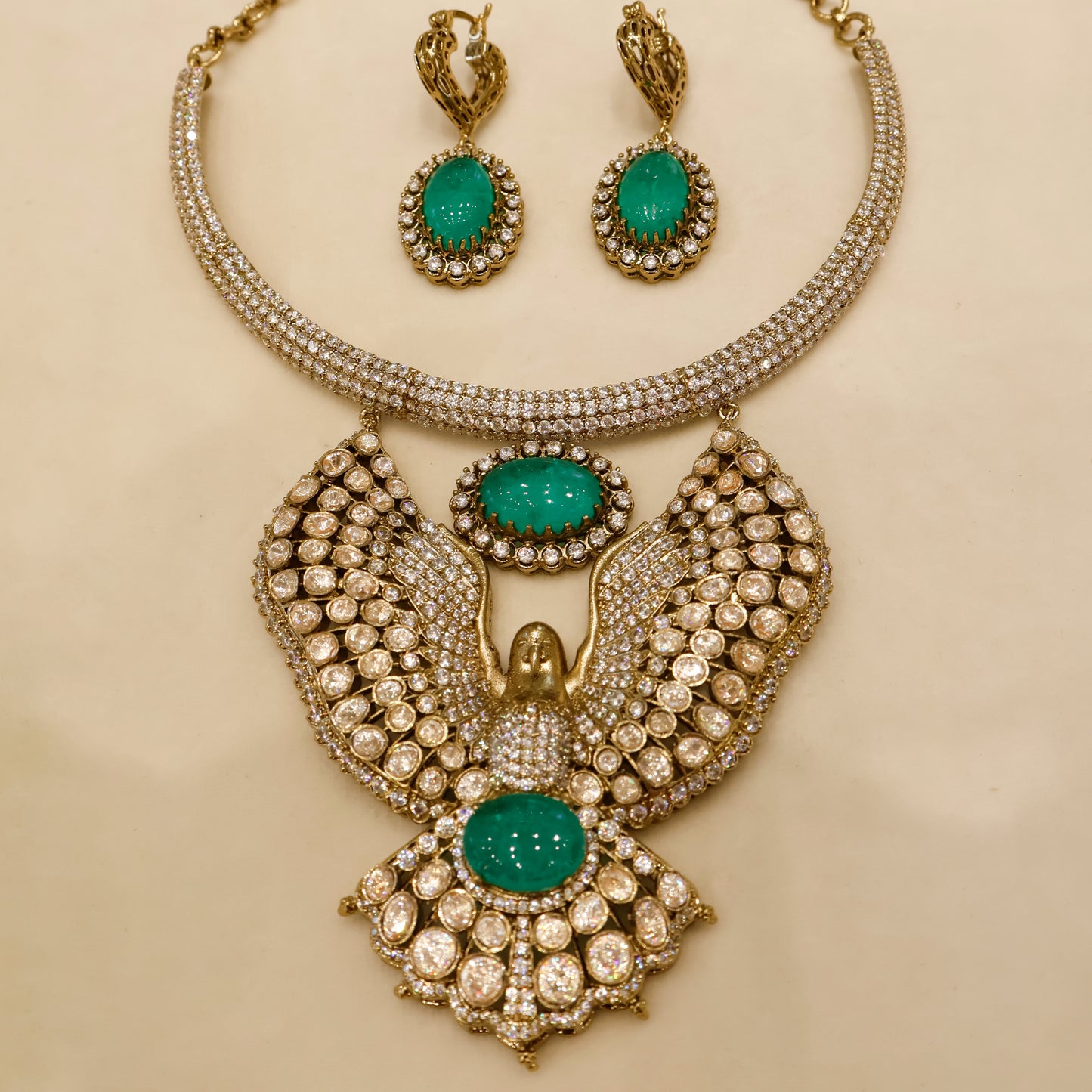 Aanura Pink Stone Eagle Motif Necklace Set