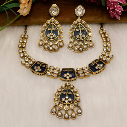 Aanura Green Kundan Pendant Necklace & Earrings Set