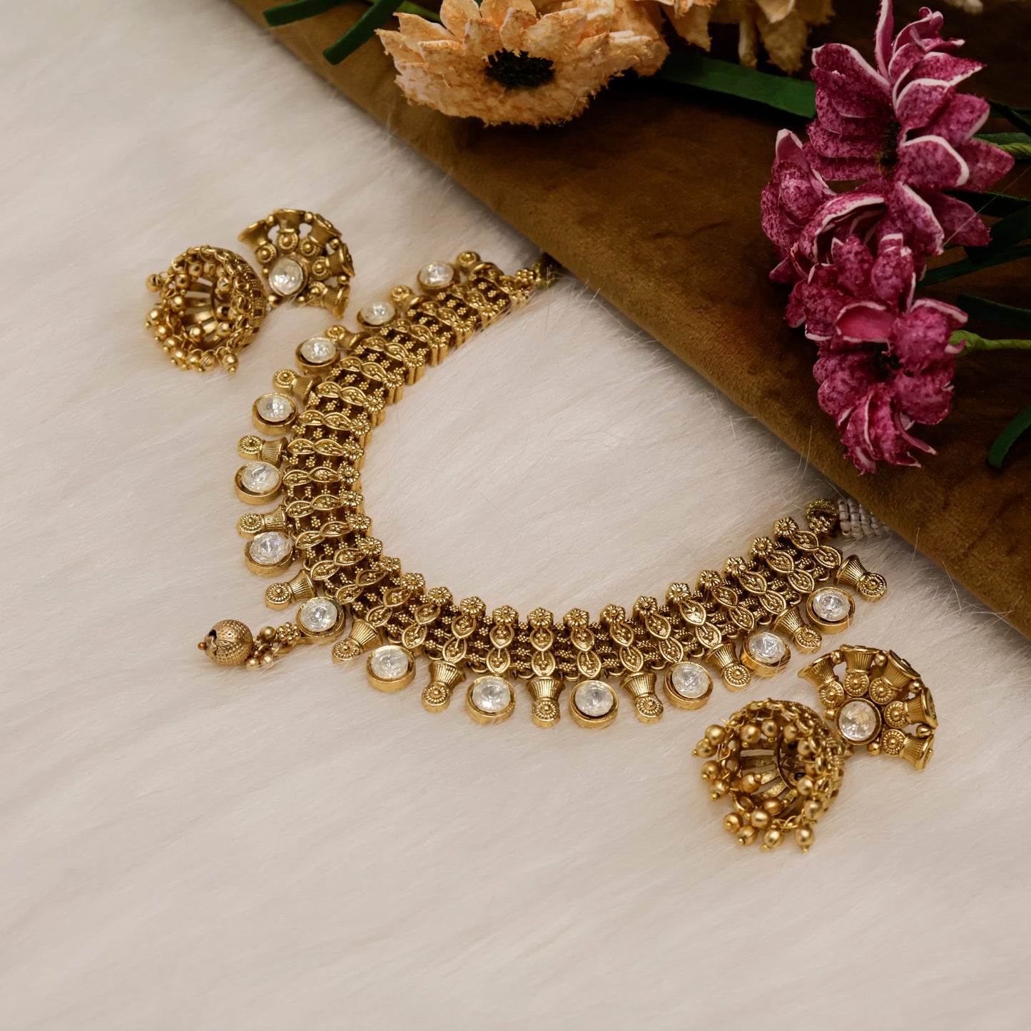 Aanura Gold-Plated Kundan Necklace & Earrings Set