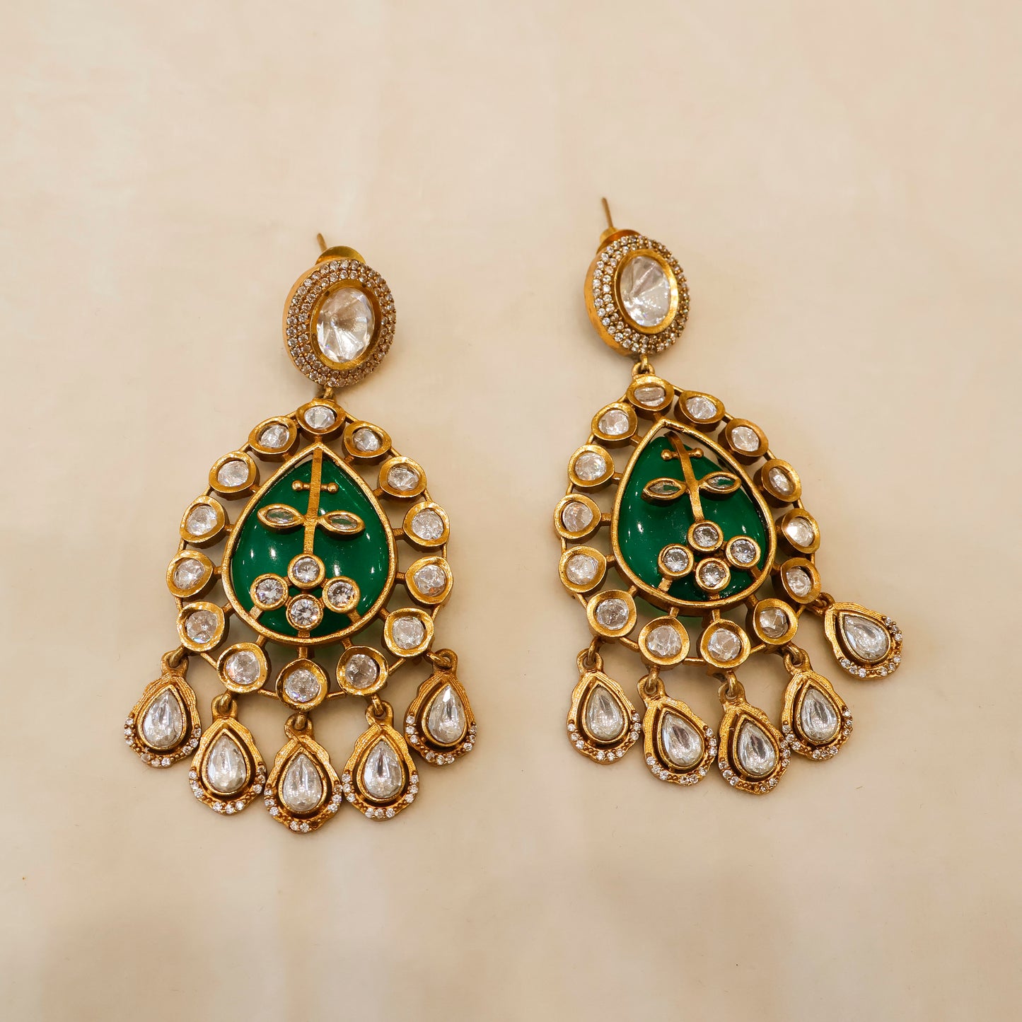 Aanura Green Kundan Pendant Necklace & Earrings Set