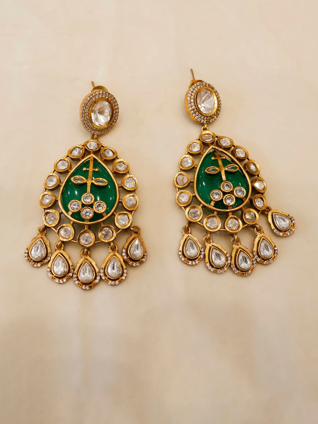 Aanura Green Kundan Pendant Necklace & Earrings Set