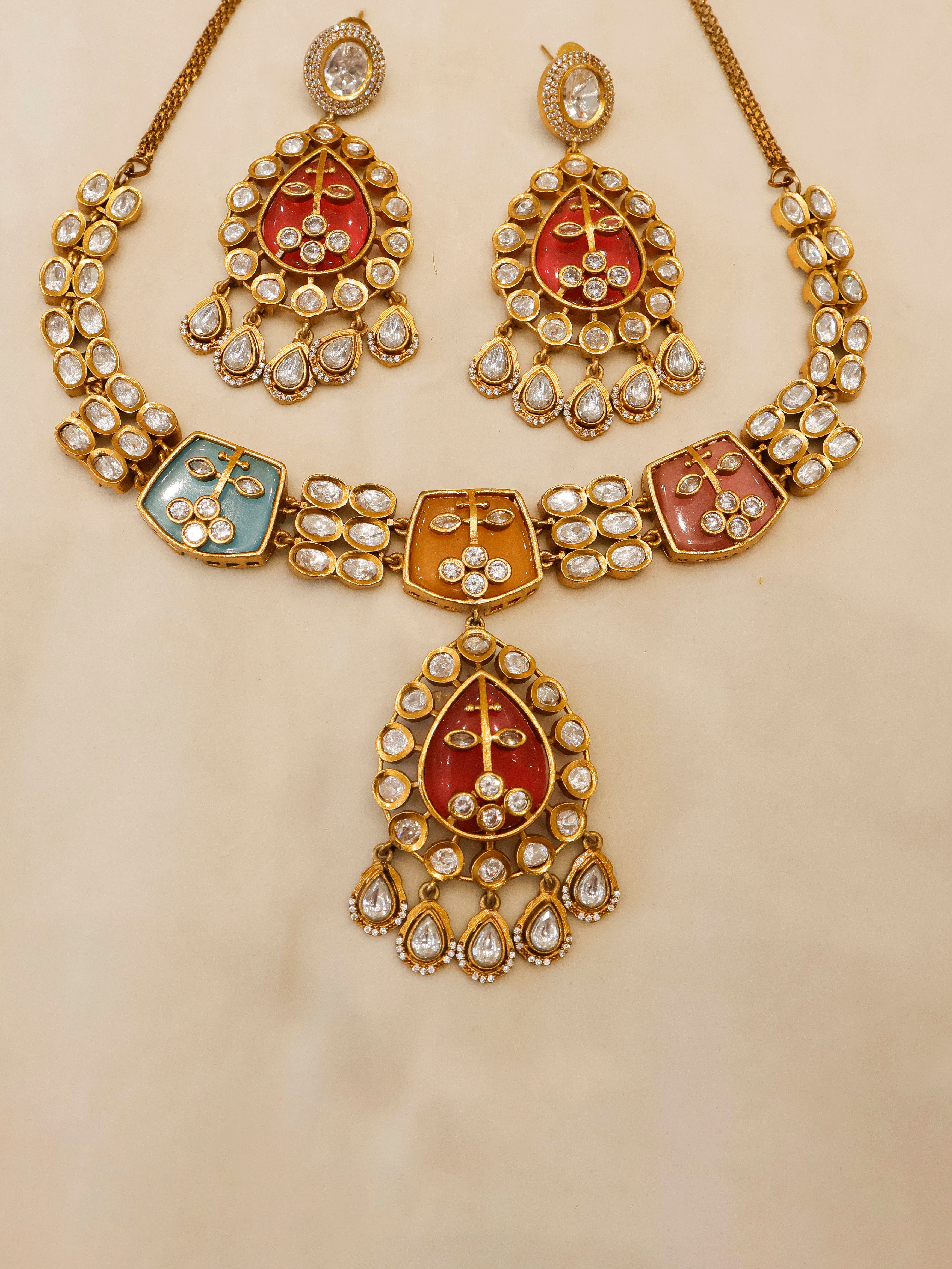 Aanura Green Kundan Pendant Necklace & Earrings Set