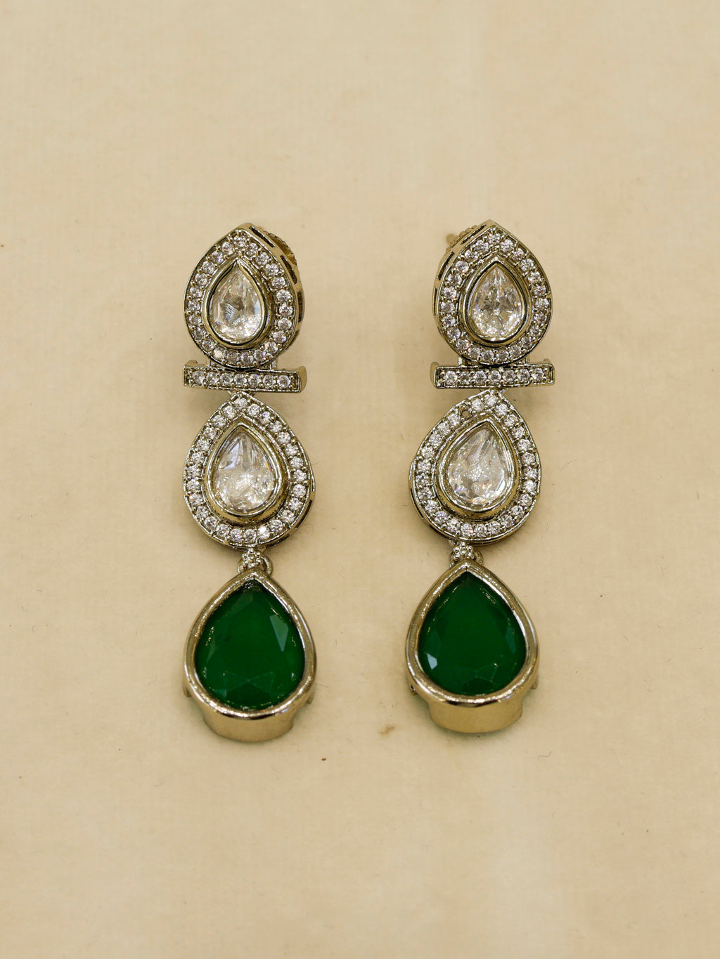 Aanura Teardrop Kundan Necklace with Dual-Tone Drops & Earrings