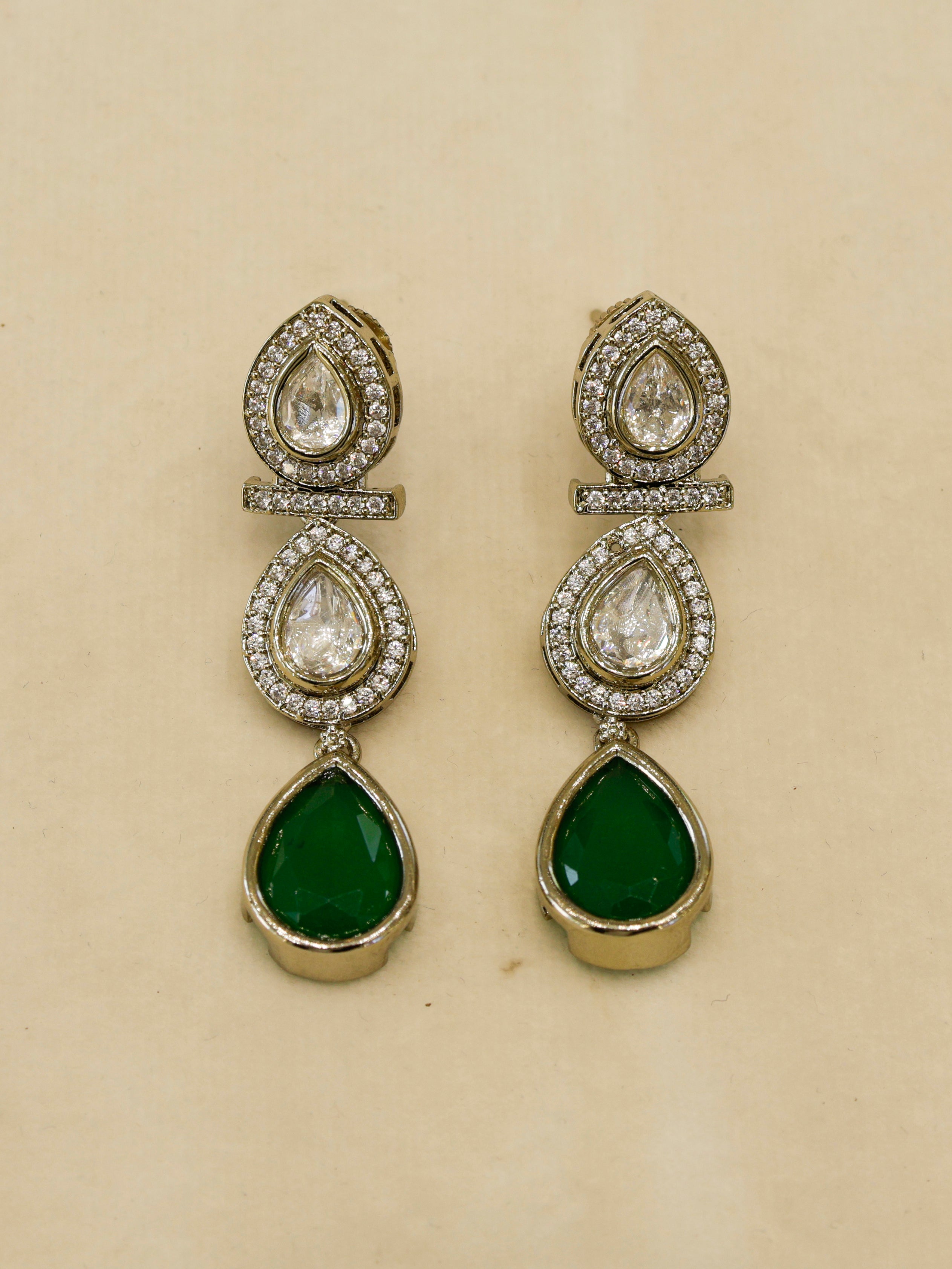 Aanura Teardrop Kundan Necklace with Dual-Tone Drops & Earrings