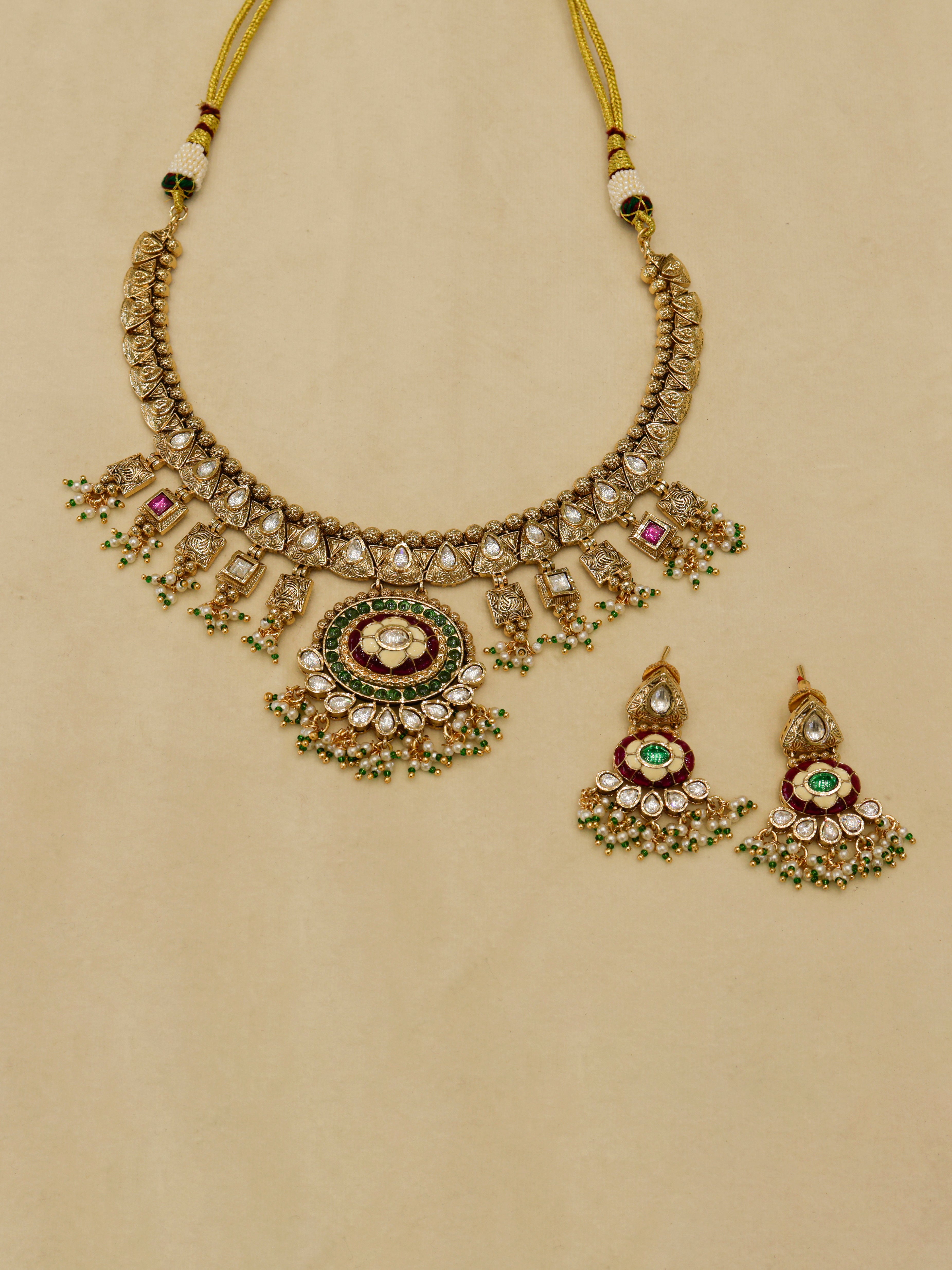 Aanura Royal Antique Choker Necklace with Earrings