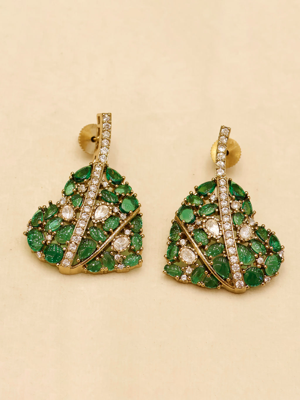 Aanura Green Leaf Pendant Necklace & Earrings