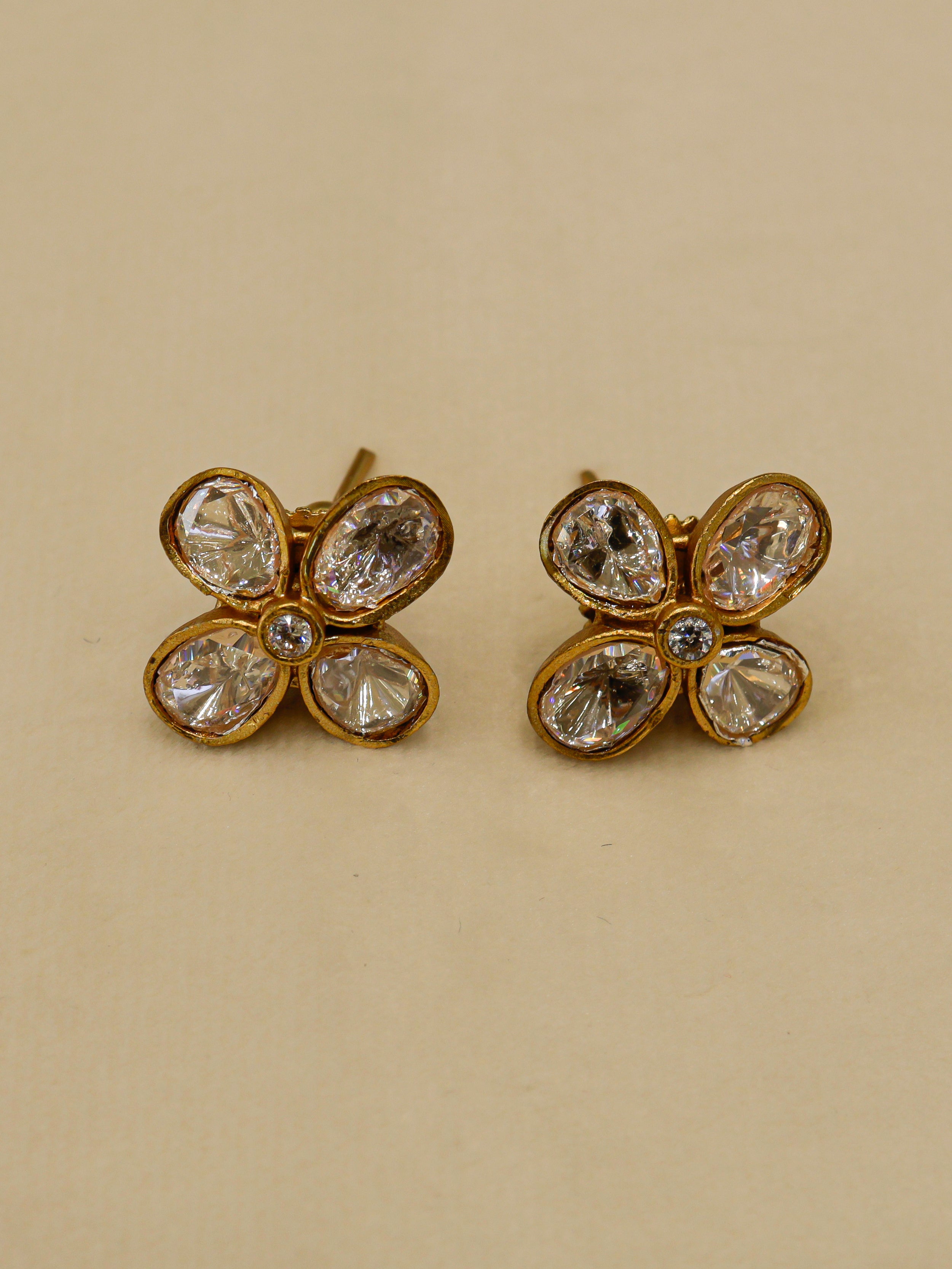 Aanura Teardrop Gold Necklace Set with Stone Earrings
