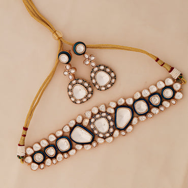 Aanura Kundan Choker Necklace Set with Matching Earrings