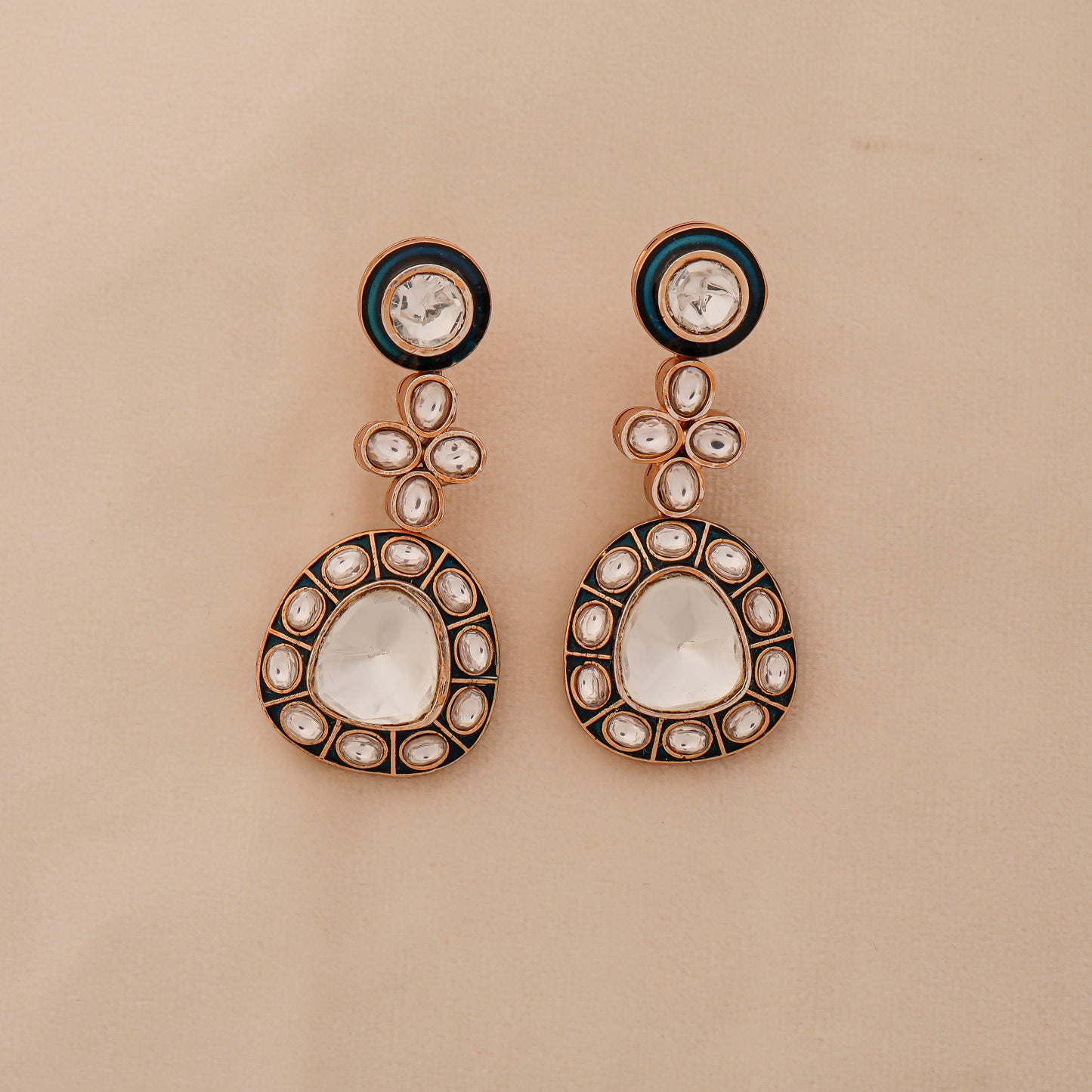 Aanura Kundan Choker Necklace Set with Matching Earrings