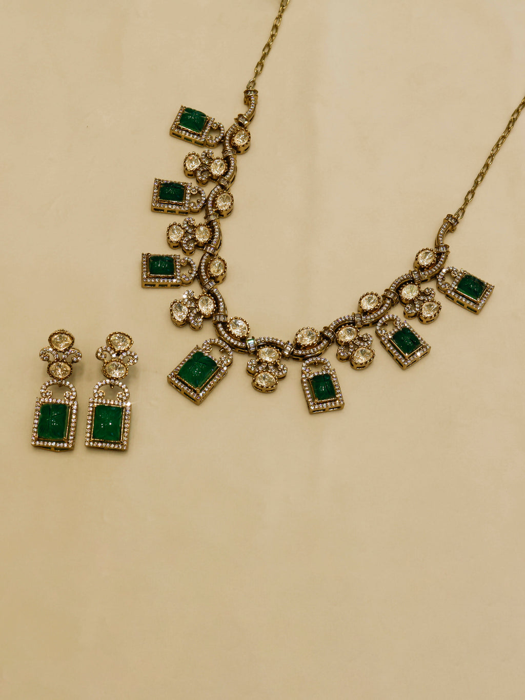 Aanura Green Carved Stone Choker Necklace Set with Earrings
