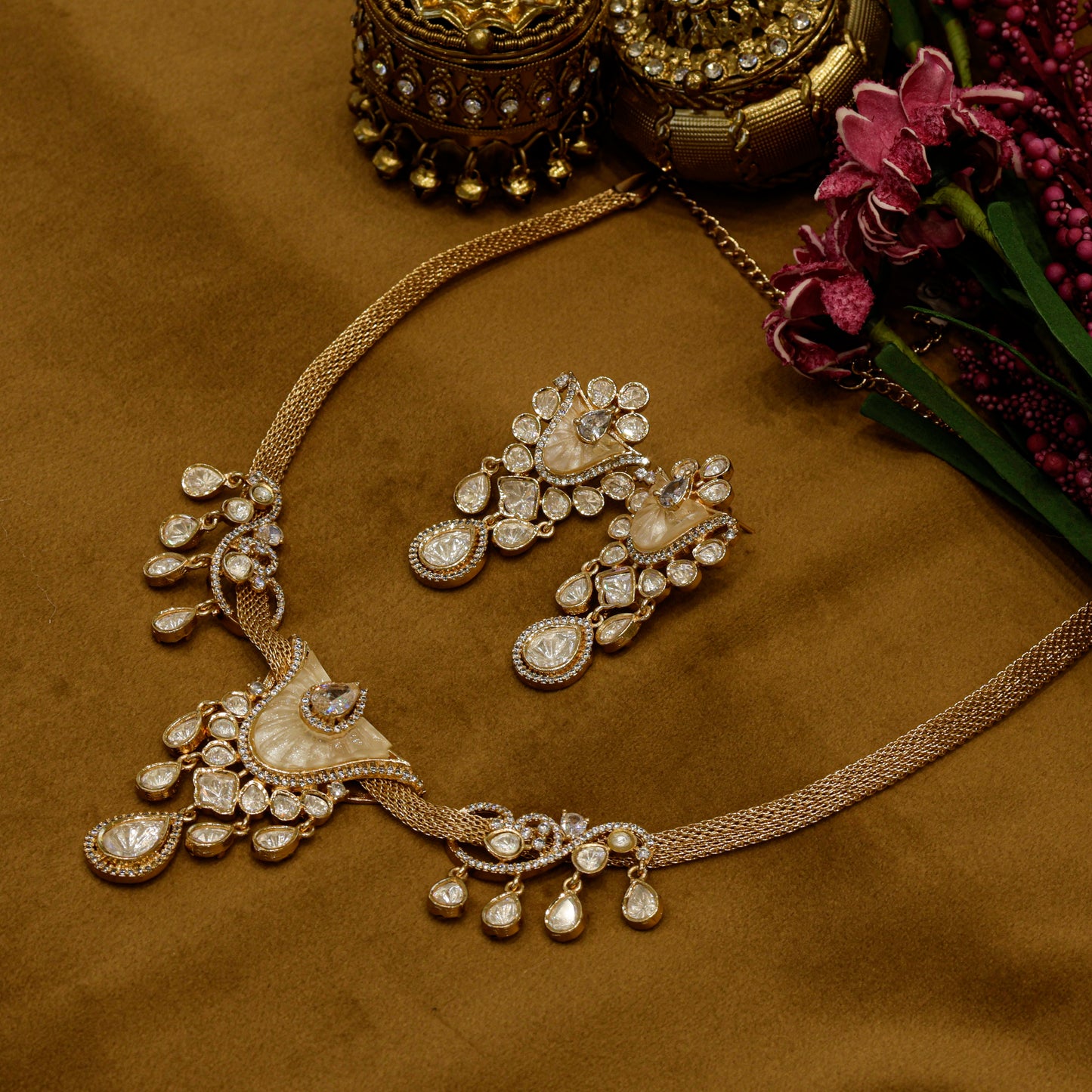 Aanura White Stone Drop Necklace Set