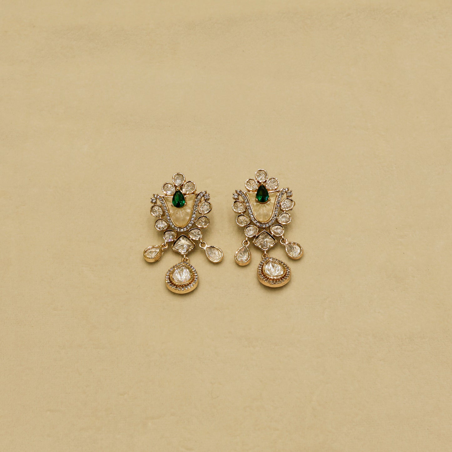 Aanura White Stone Drop Necklace Set