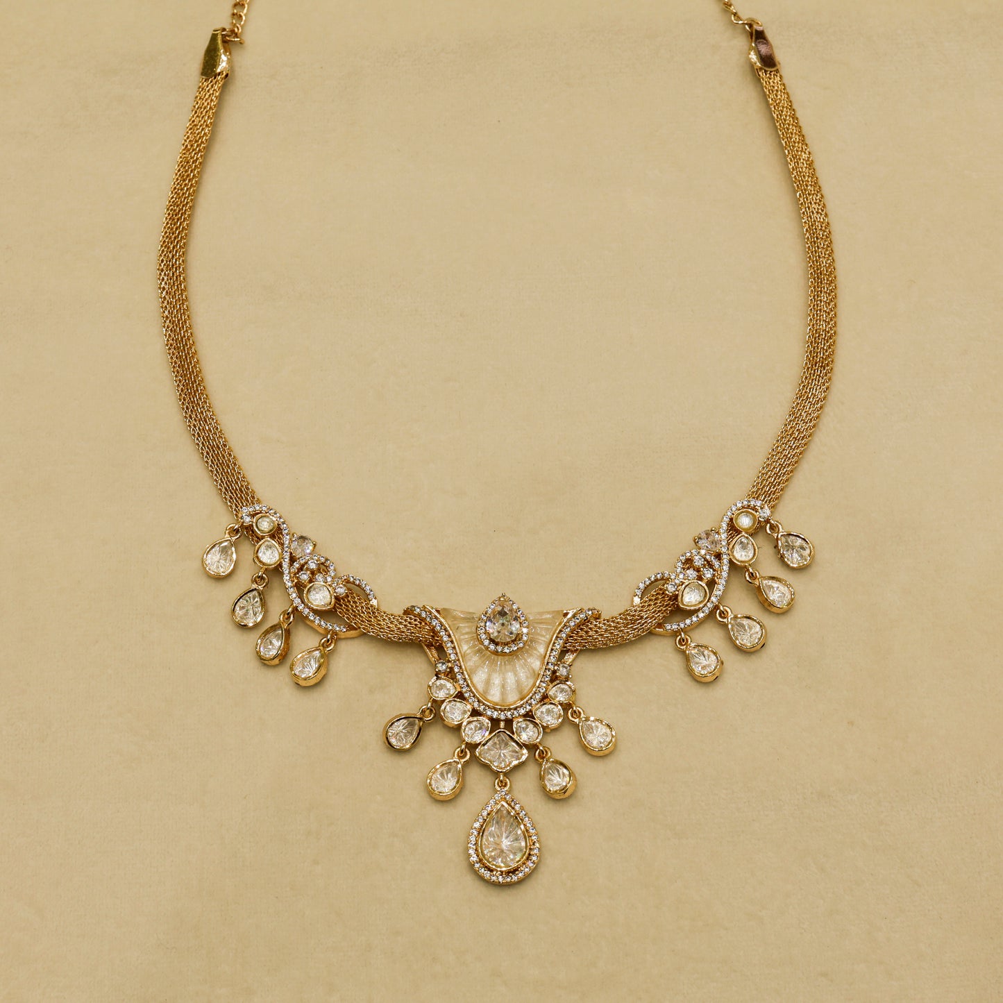 Aanura White Stone Drop Necklace Set