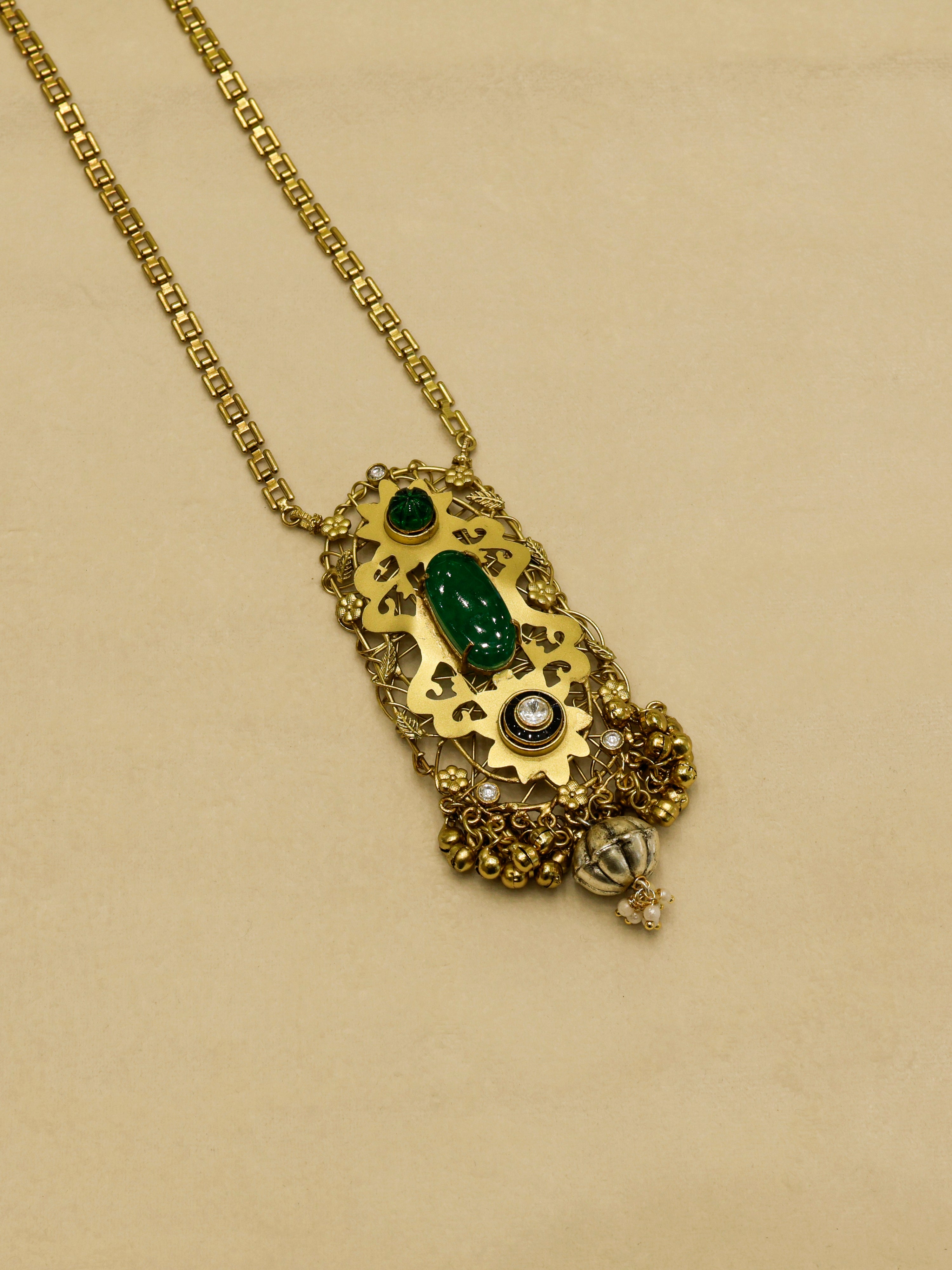 Aanura Pink Stone Antique Pendant Necklace Set
