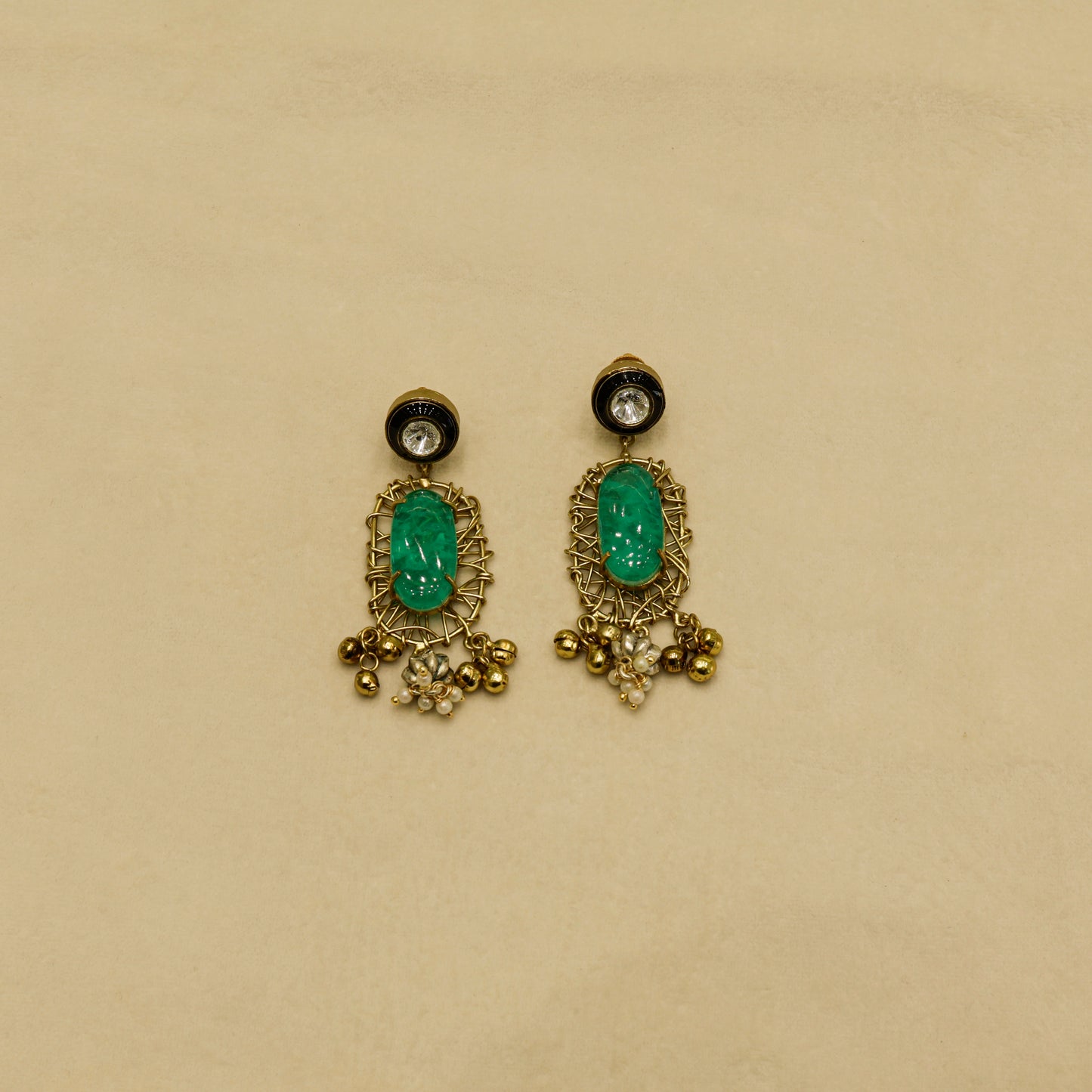 Aanura Pink Stone Antique Pendant Necklace Set