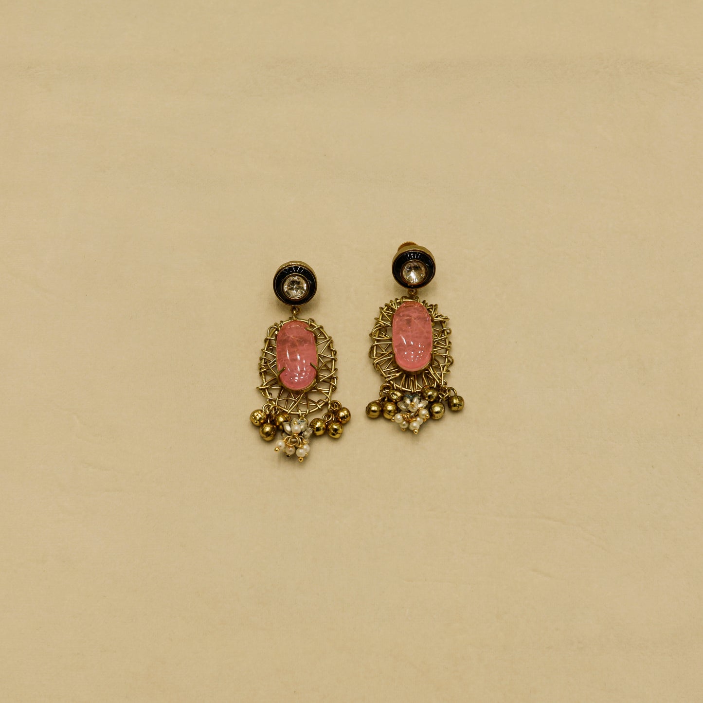 Aanura Pink Stone Antique Pendant Necklace Set