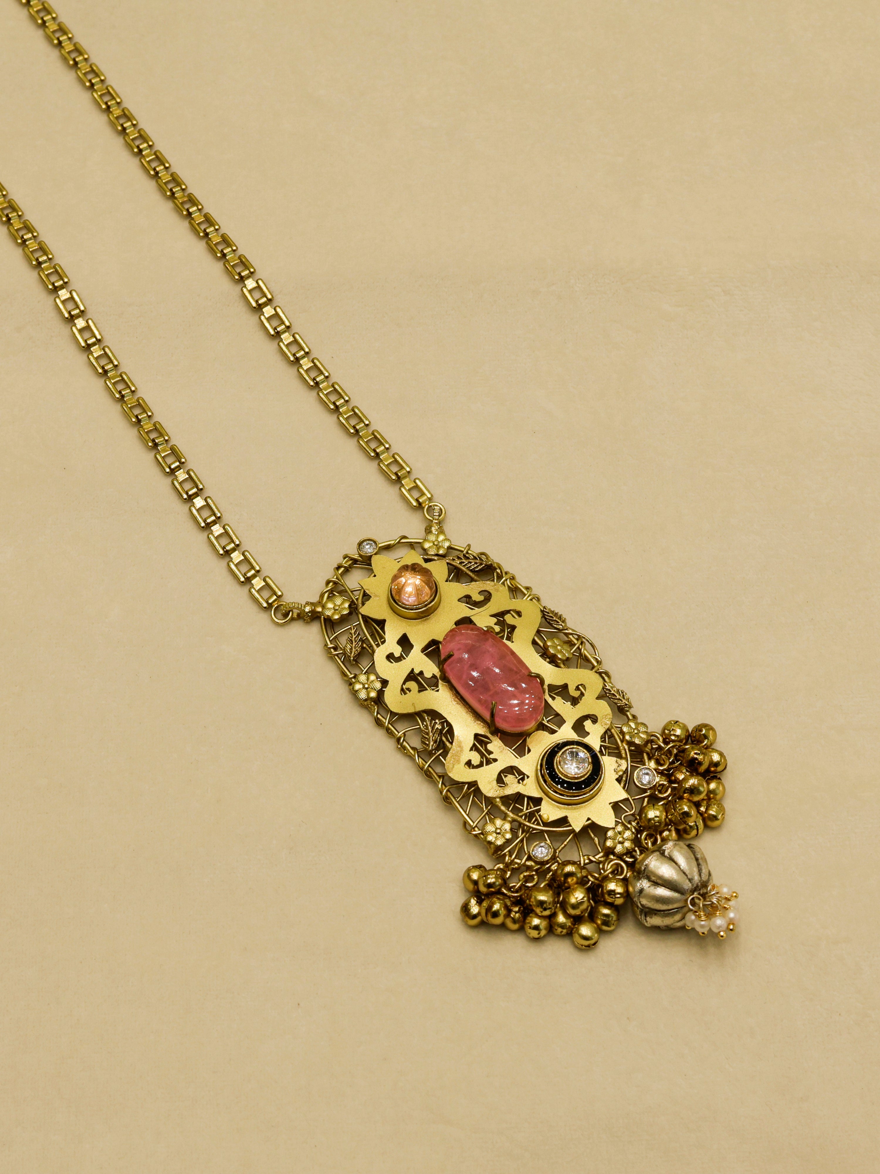 Aanura Pink Stone Antique Pendant Necklace Set