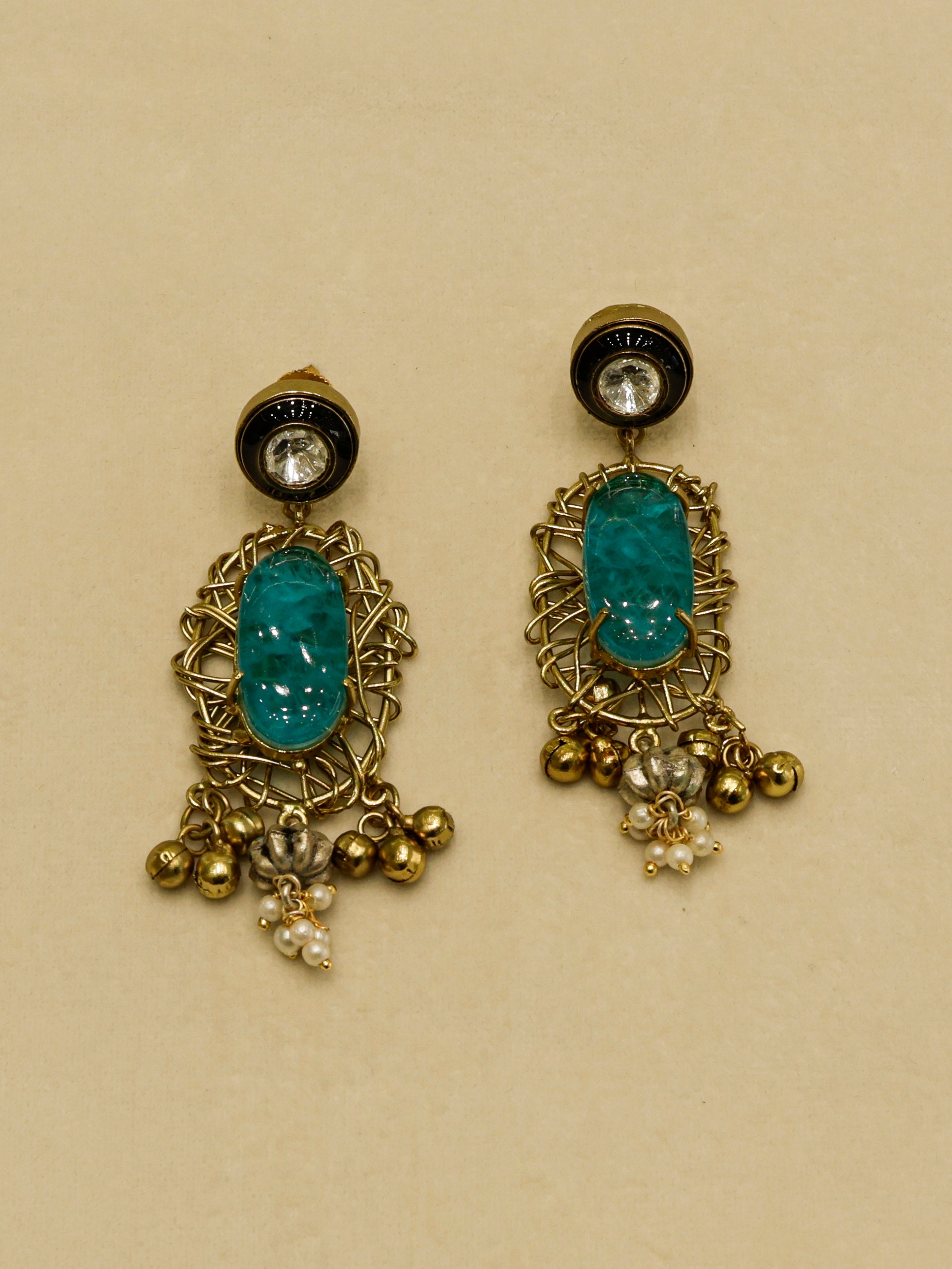 Aanura Pink Stone Antique Pendant Necklace Set