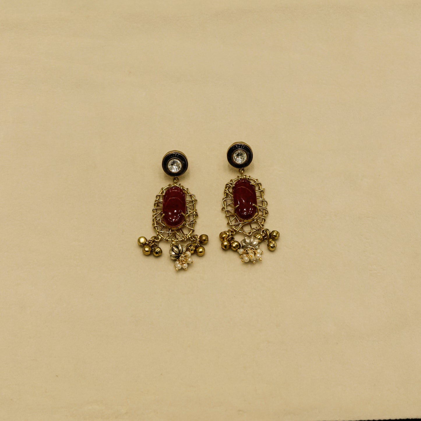 Aanura Pink Stone Antique Pendant Necklace Set