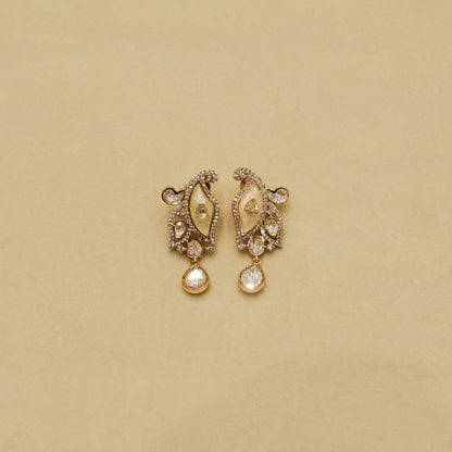 Aanura White Leaf Pendant Necklace & Earrings