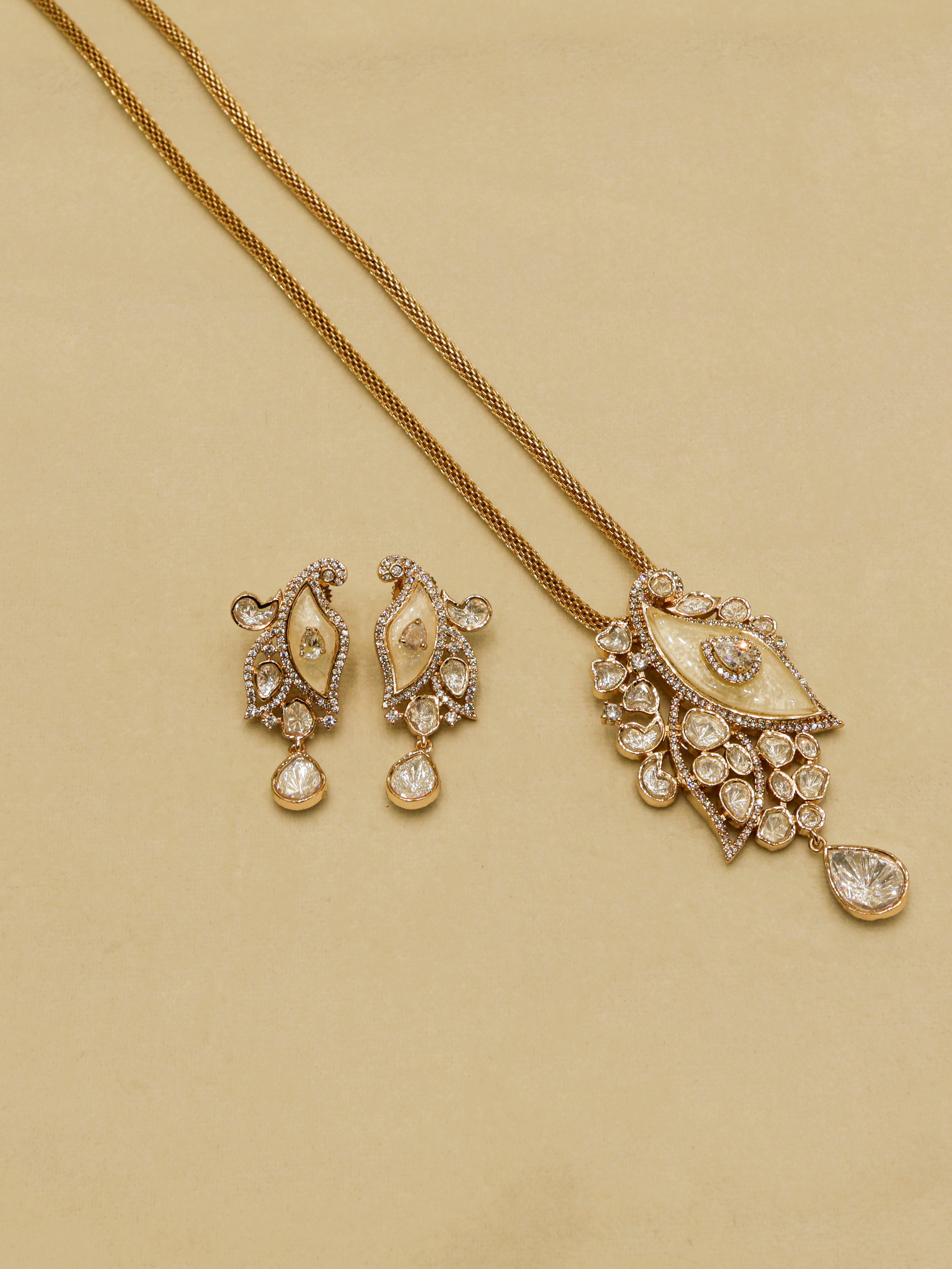 Aanura White Leaf Pendant Necklace & Earrings