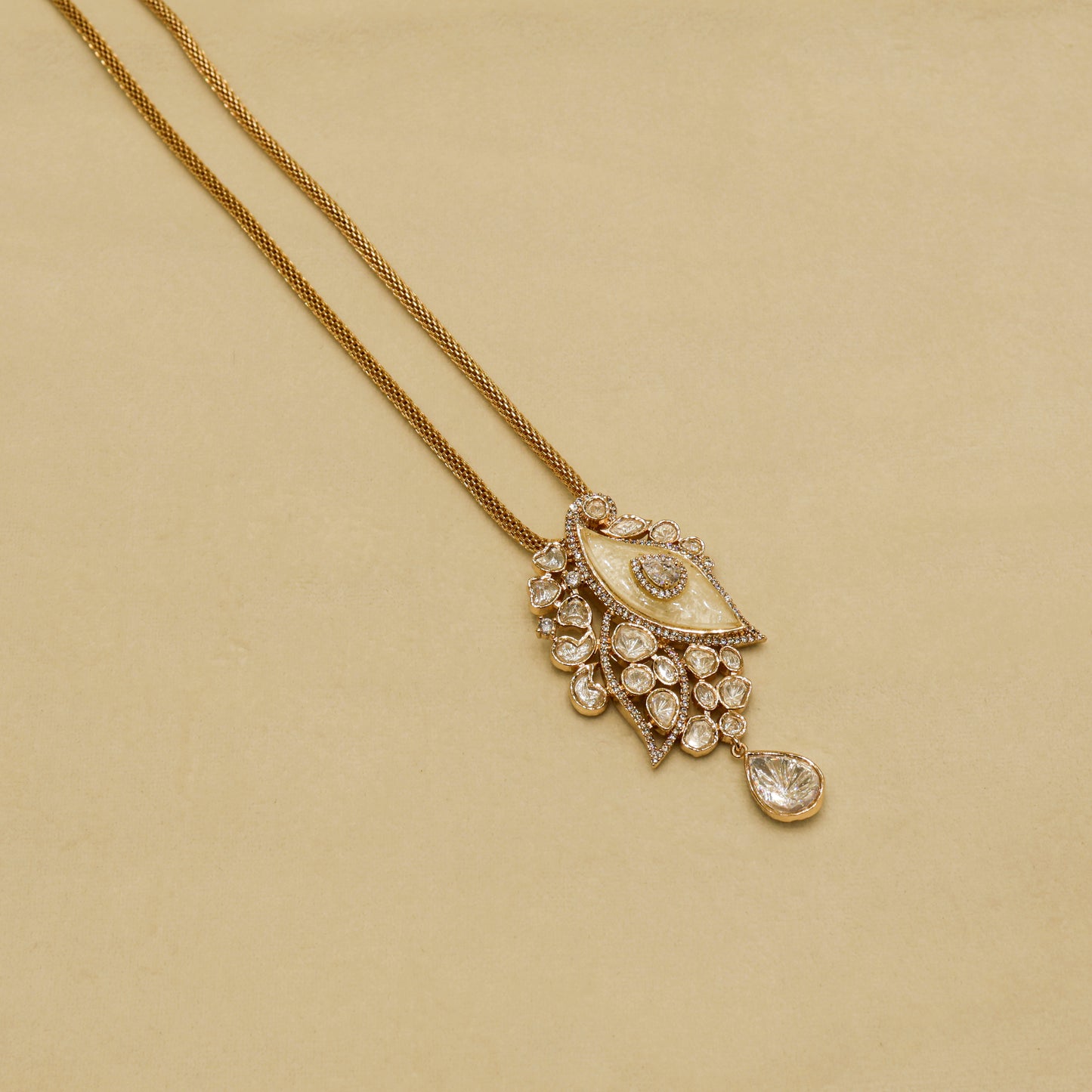 Aanura White Leaf Pendant Necklace & Earrings