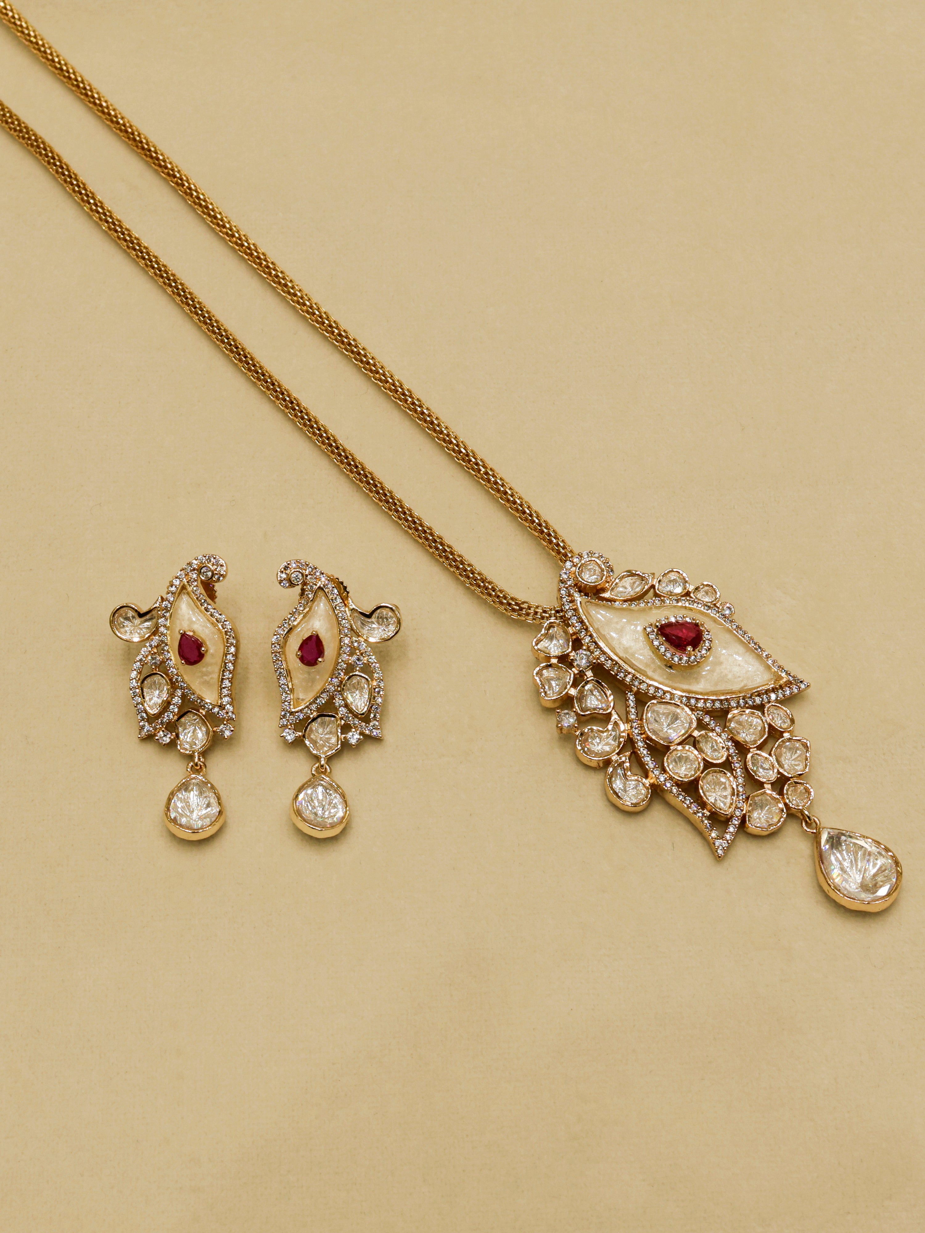 Aanura White Leaf Pendant Necklace & Earrings