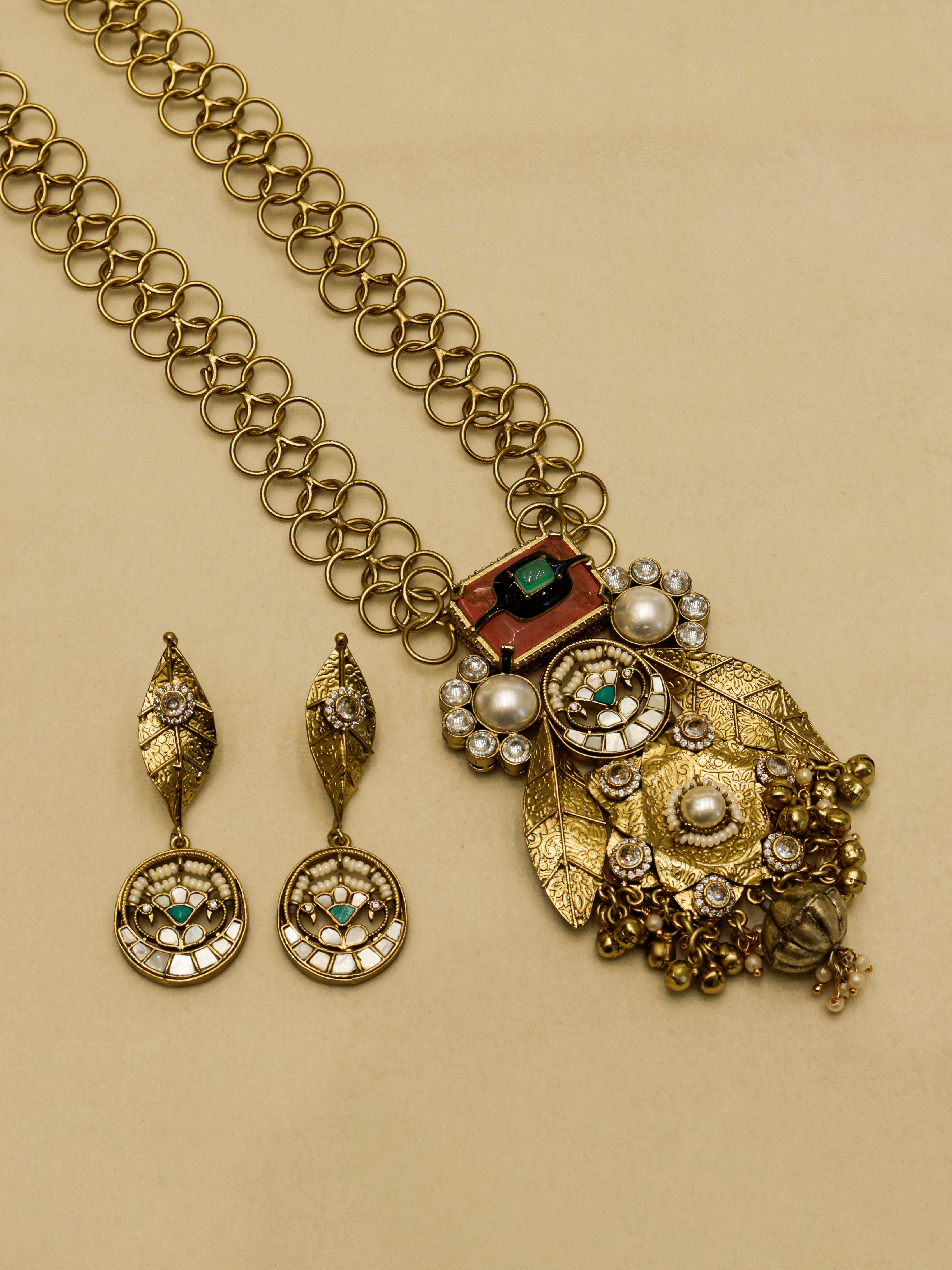 Aanura Antique Statement Pendant Necklace & Earrings