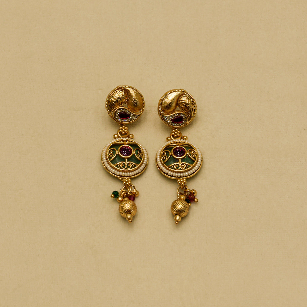 Aanura Circular Kundan Ruby Drop Necklace Set