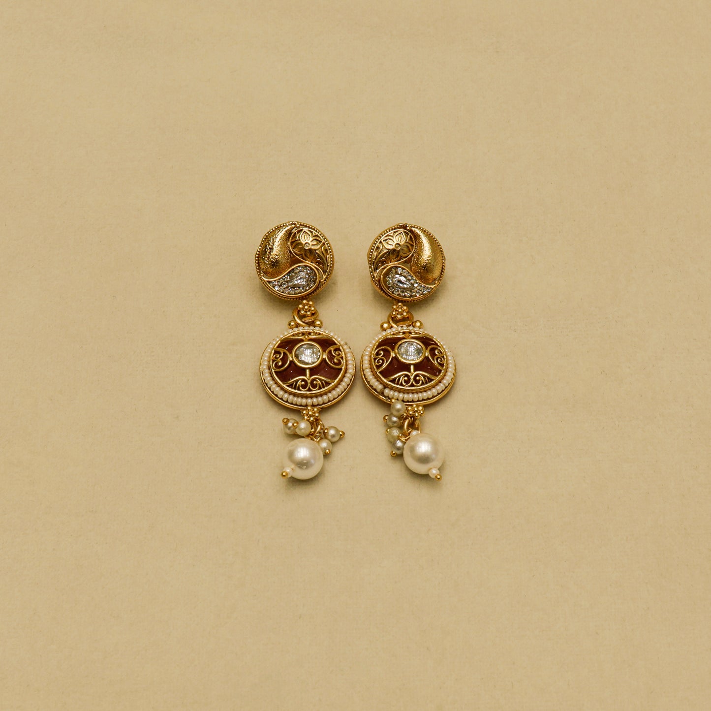 Aanura Circular Kundan Ruby Drop Necklace Set