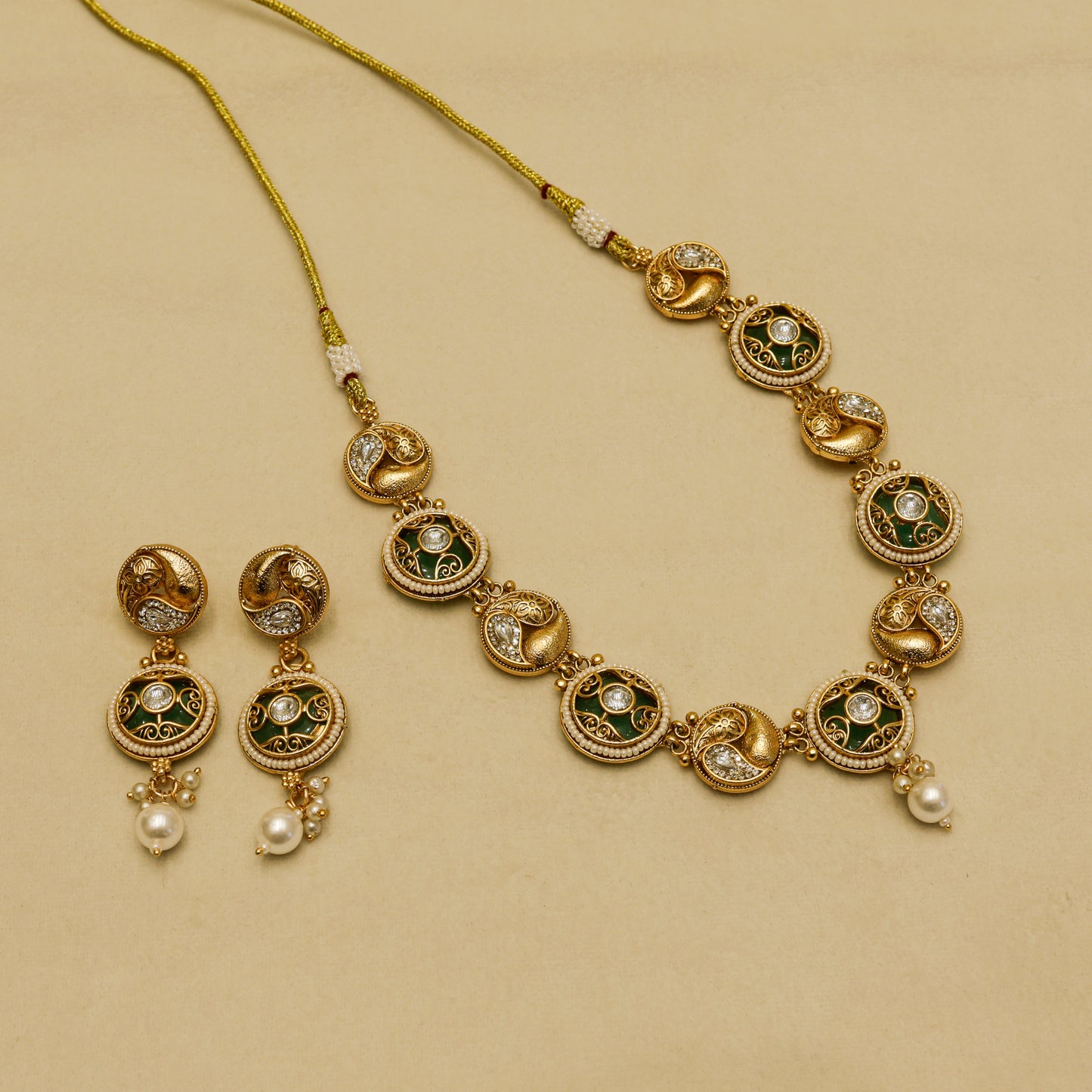 Aanura Circular Kundan Ruby Drop Necklace Set