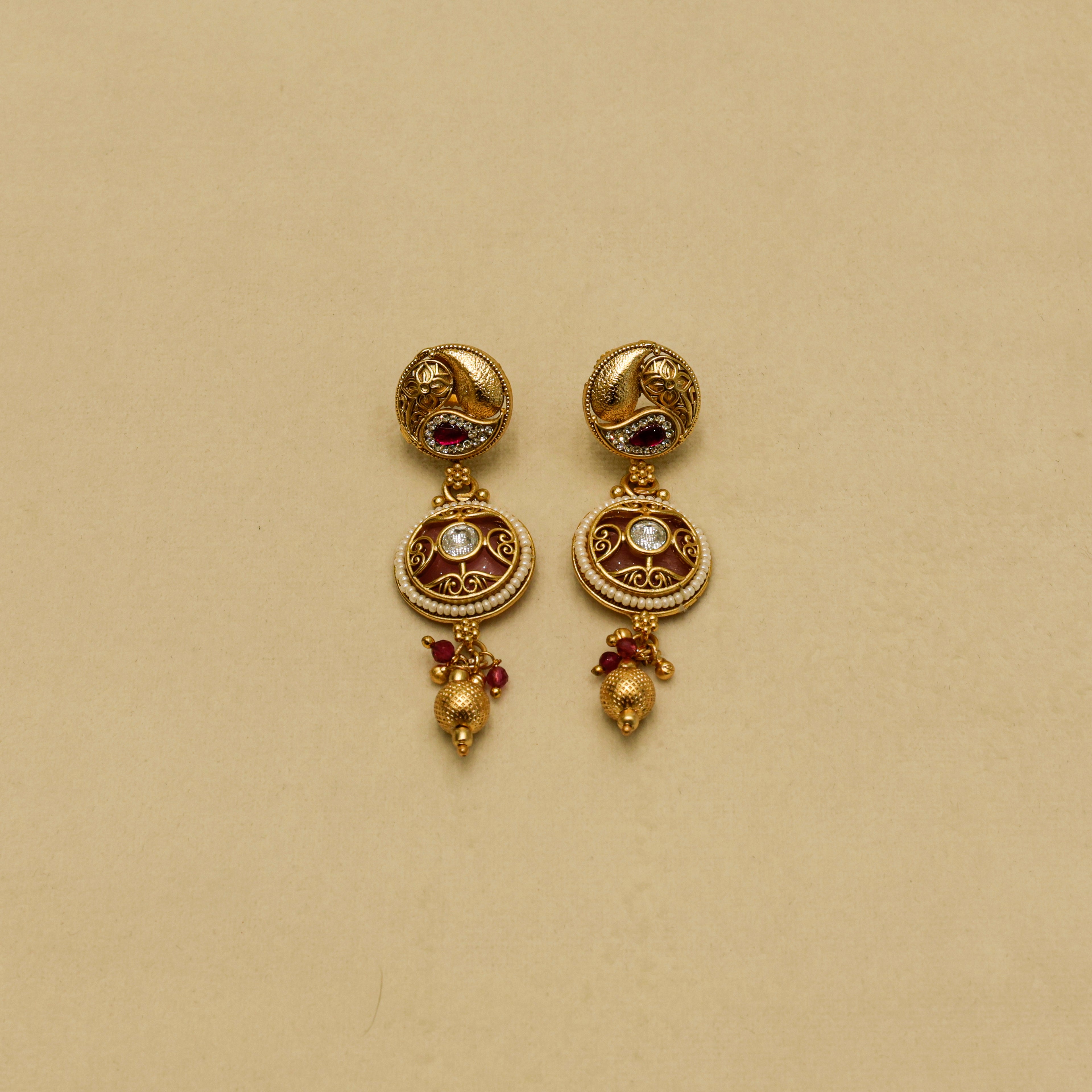 Aanura Circular Kundan Ruby Drop Necklace Set
