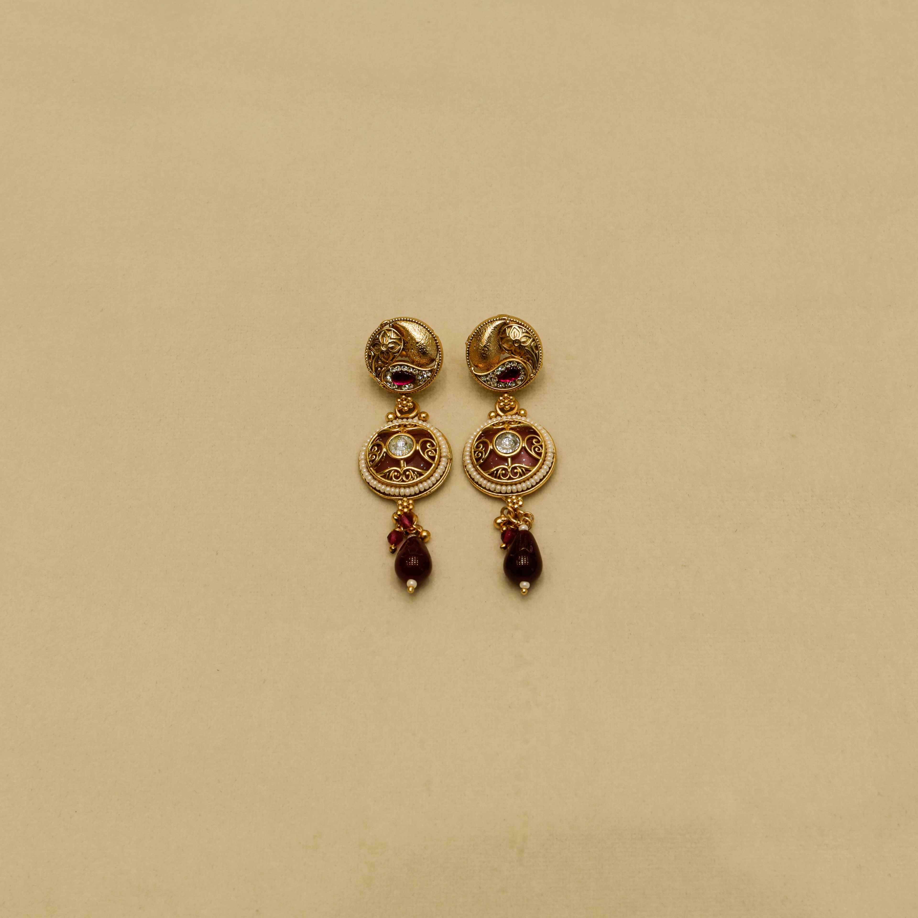 Aanura Circular Kundan Ruby Drop Necklace Set