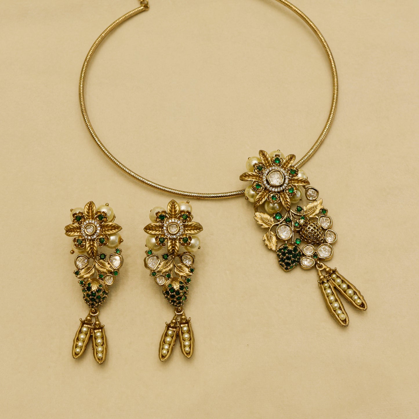 Aanura Antique Floral Pendant Necklace with Pearls