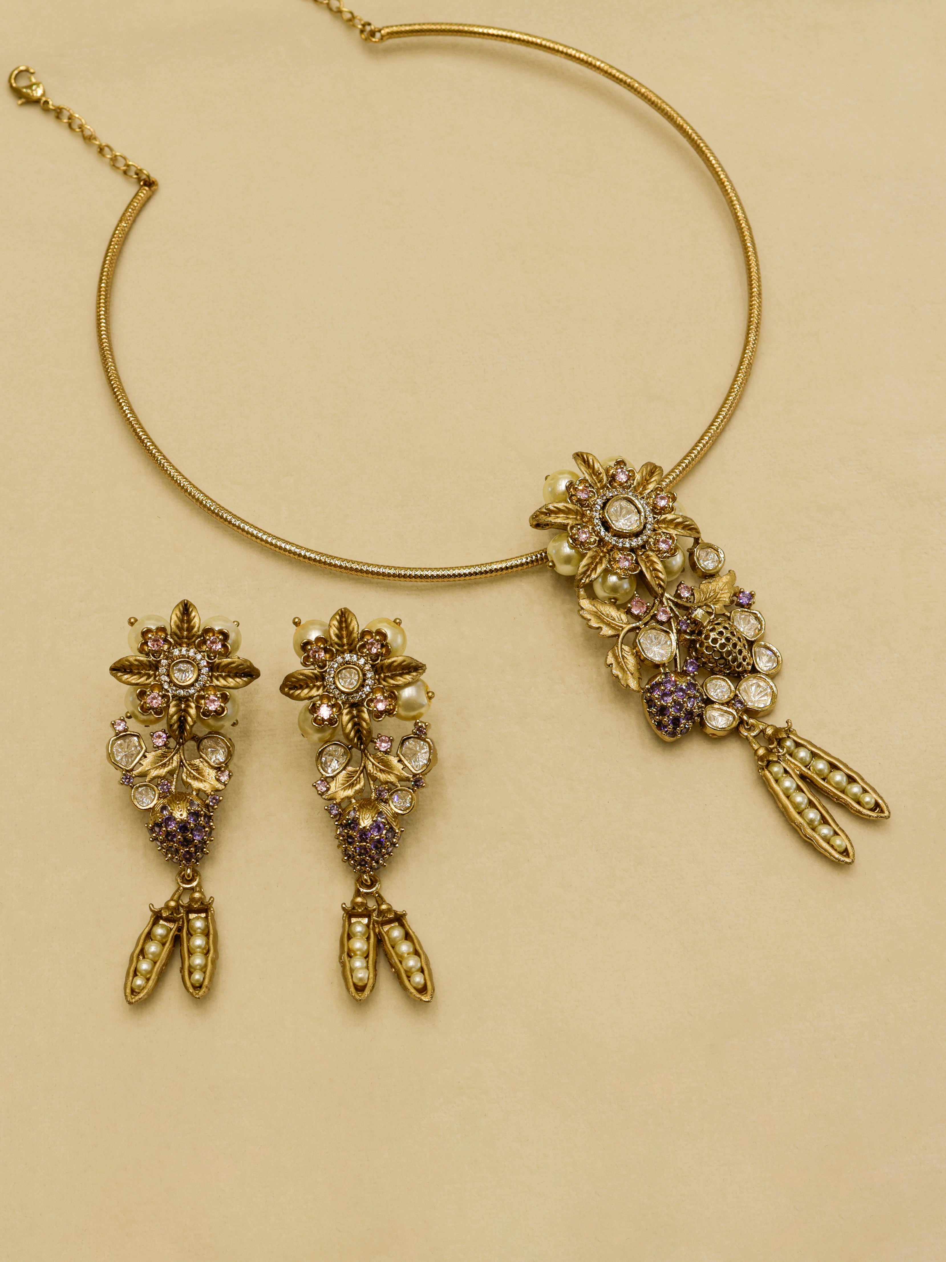 Aanura Antique Floral Pendant Necklace with Pearls