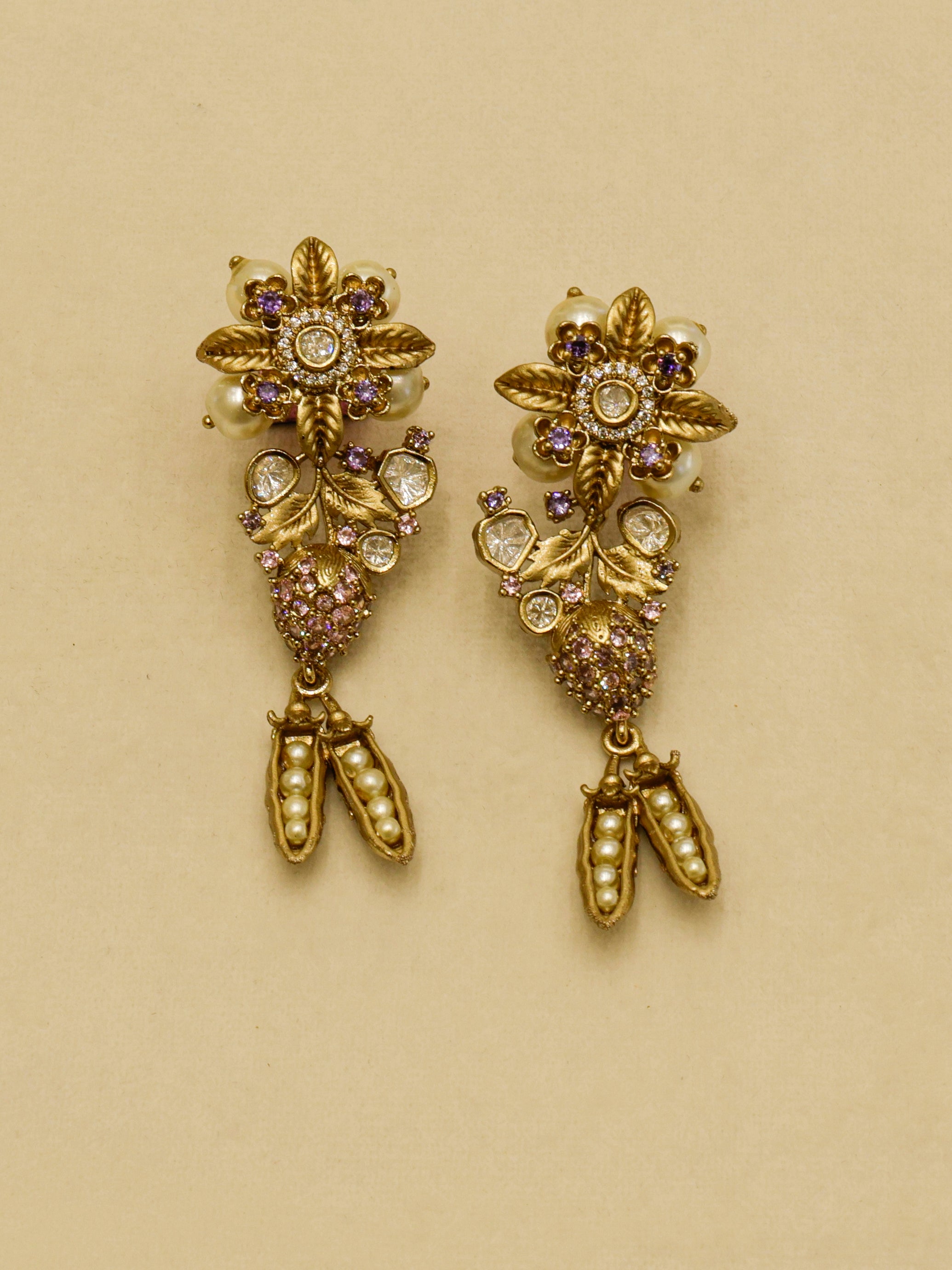 Aanura Antique Floral Pendant Necklace with Pearls