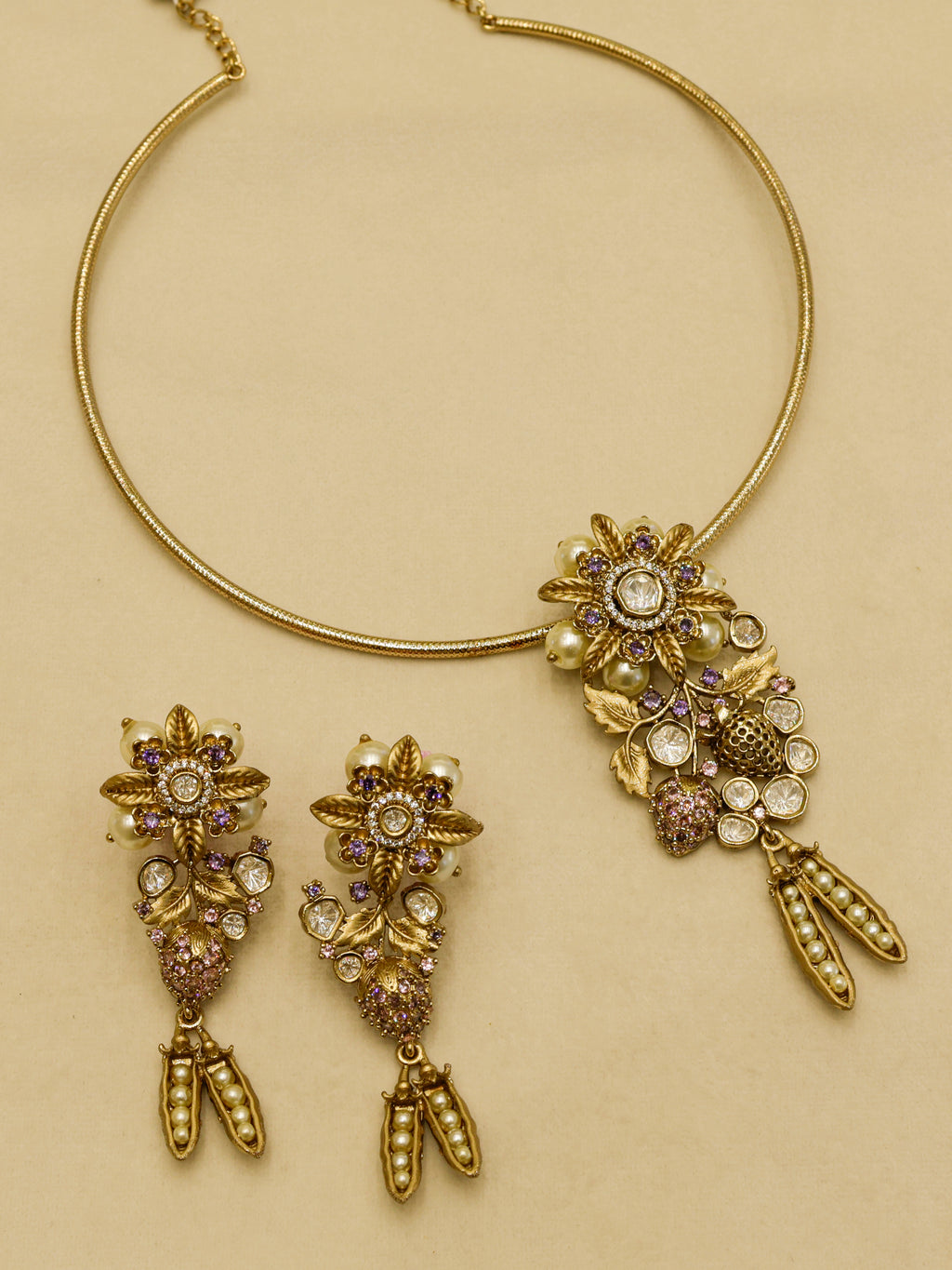 Aanura Antique Floral Pendant Necklace with Pearls