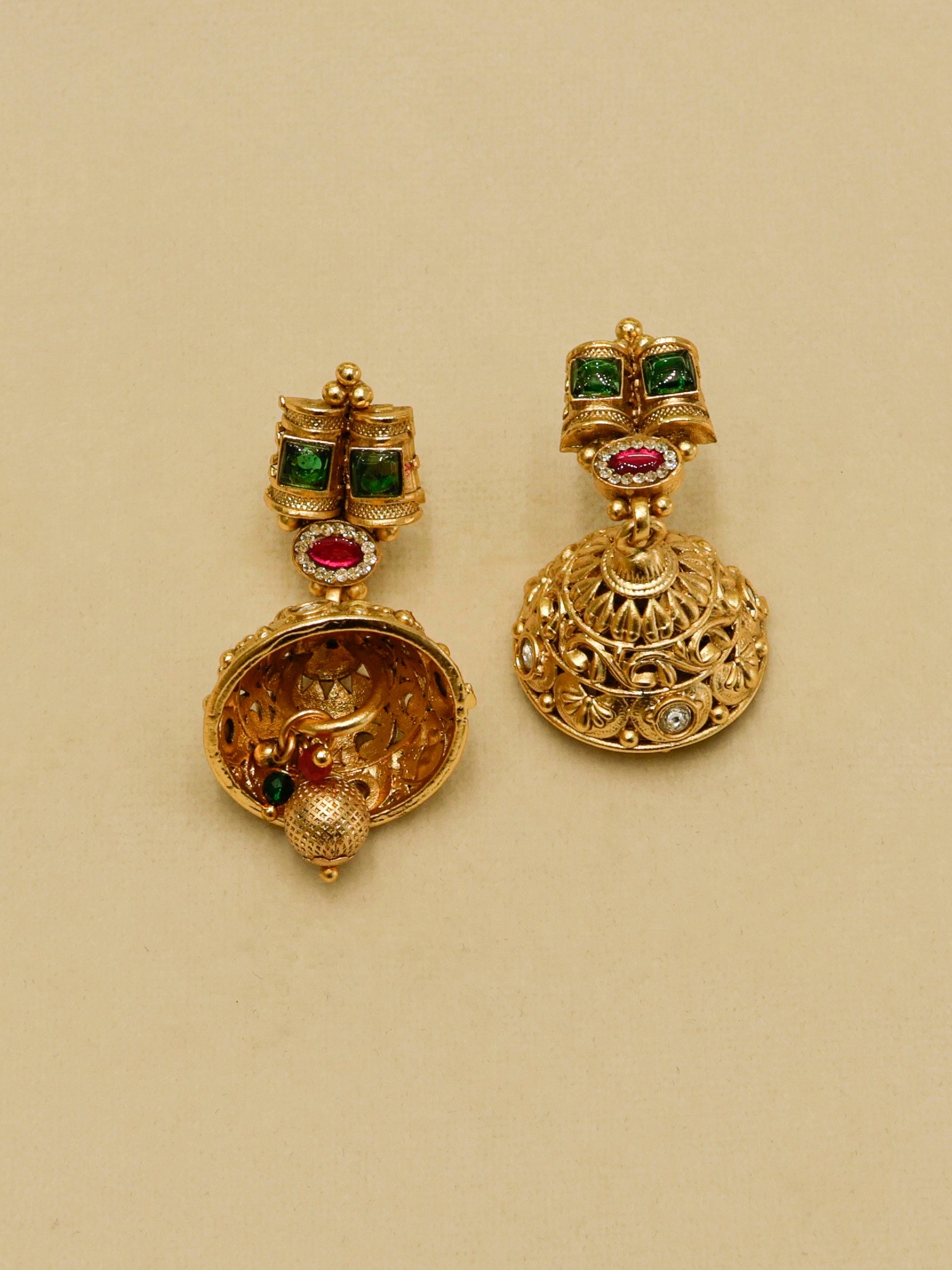 Classic Kundan Pearl Drop Necklace with Matching Earrings