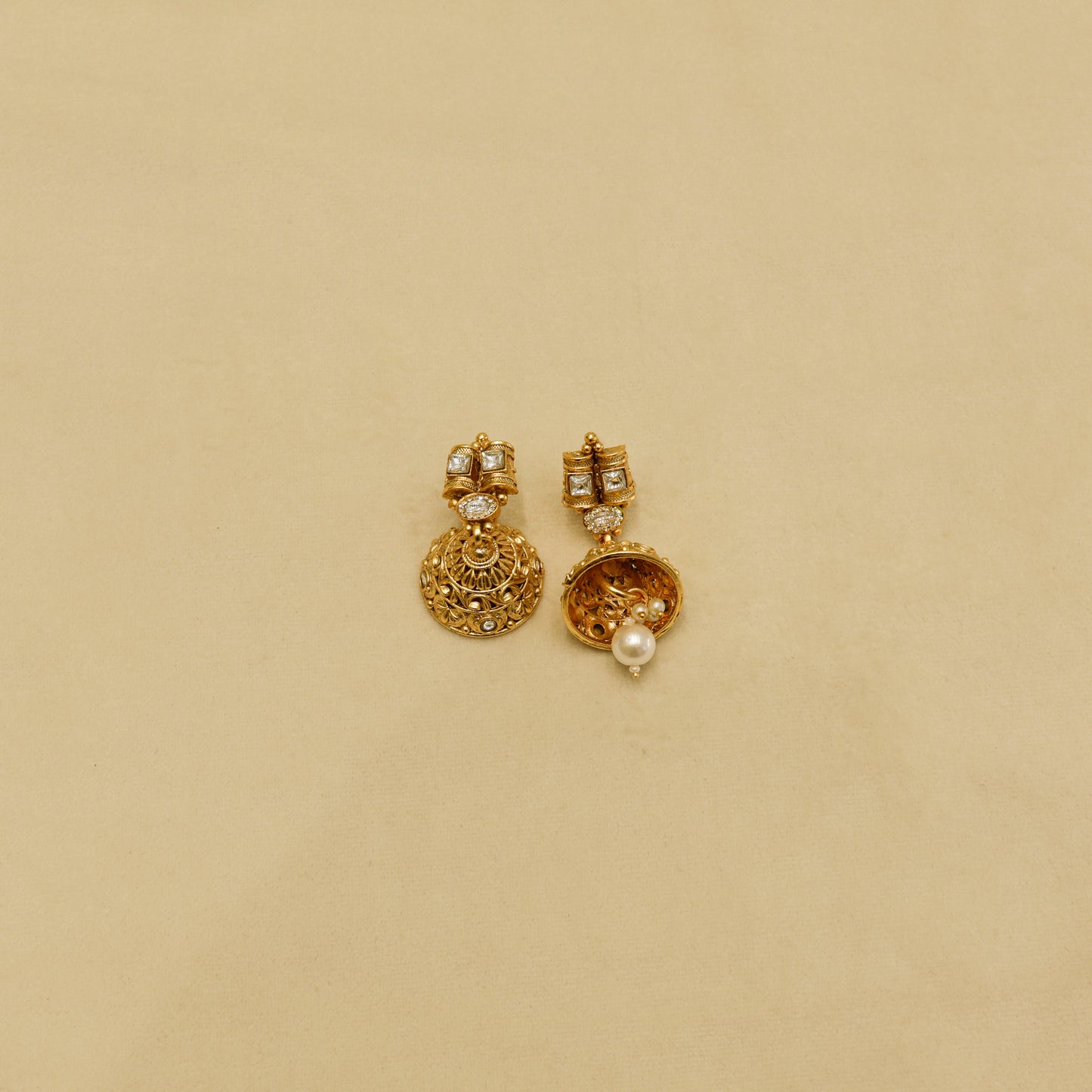 Classic Kundan Pearl Drop Necklace with Matching Earrings