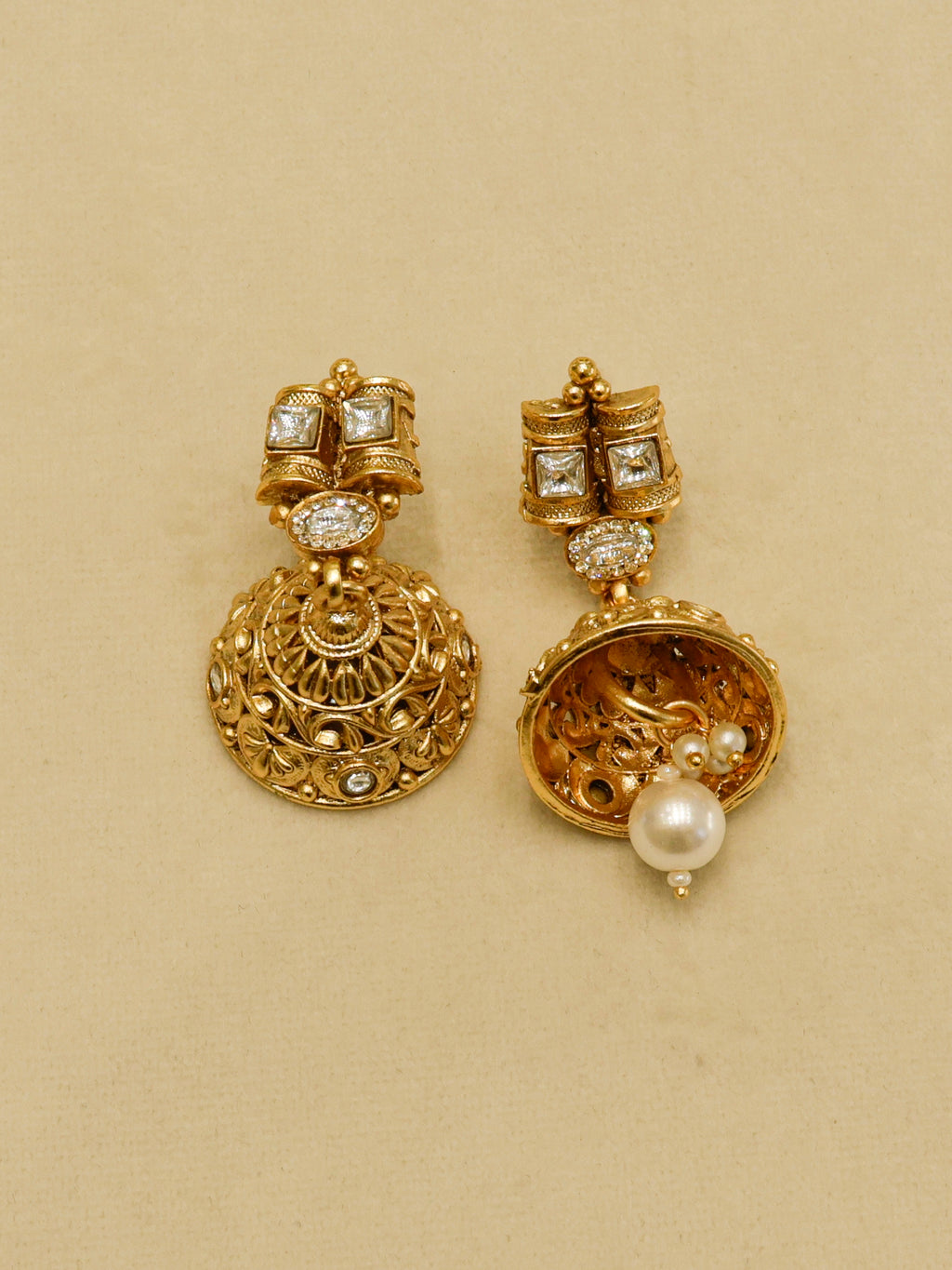 Classic Kundan Pearl Drop Necklace with Matching Earrings