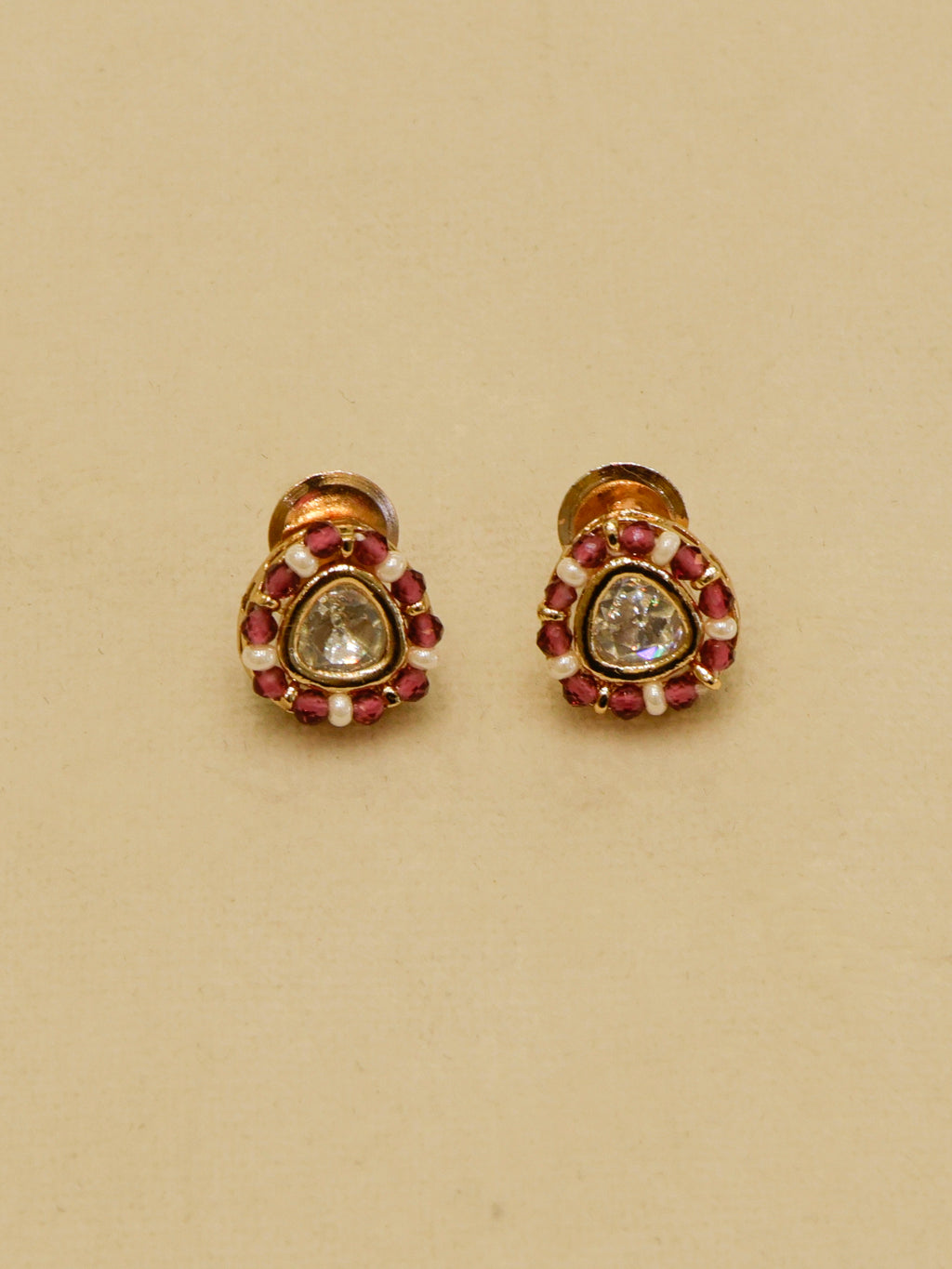 Aanura Delicate Floral Kundan Necklace Set with Earrings