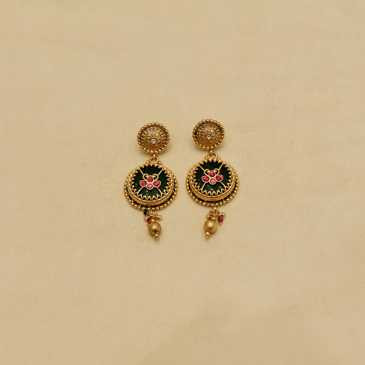 Aanura Circular Heritage Necklace with Green Stones