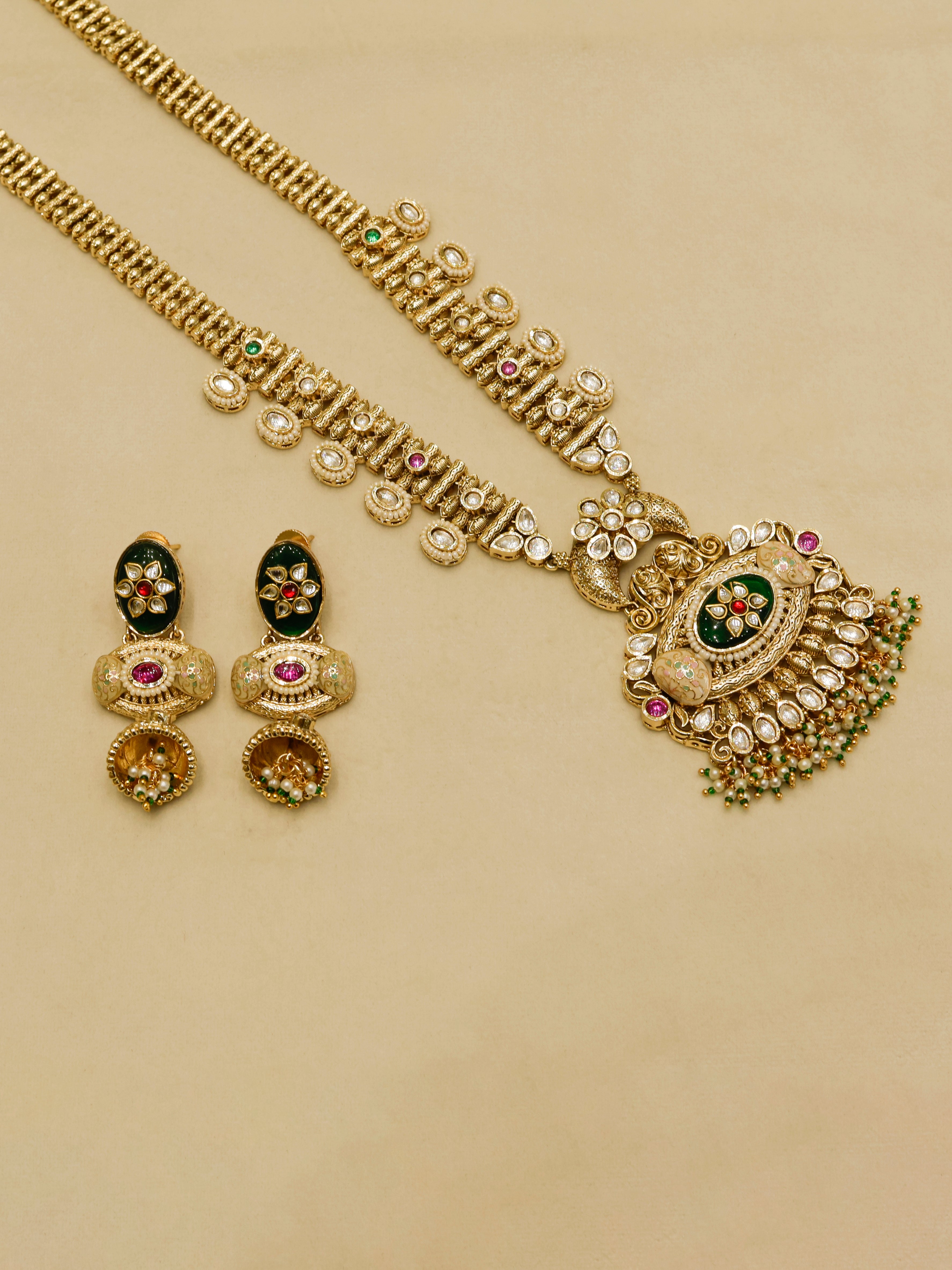 Aanura Antique Rani Haar with Kundan & Pearl Pendant