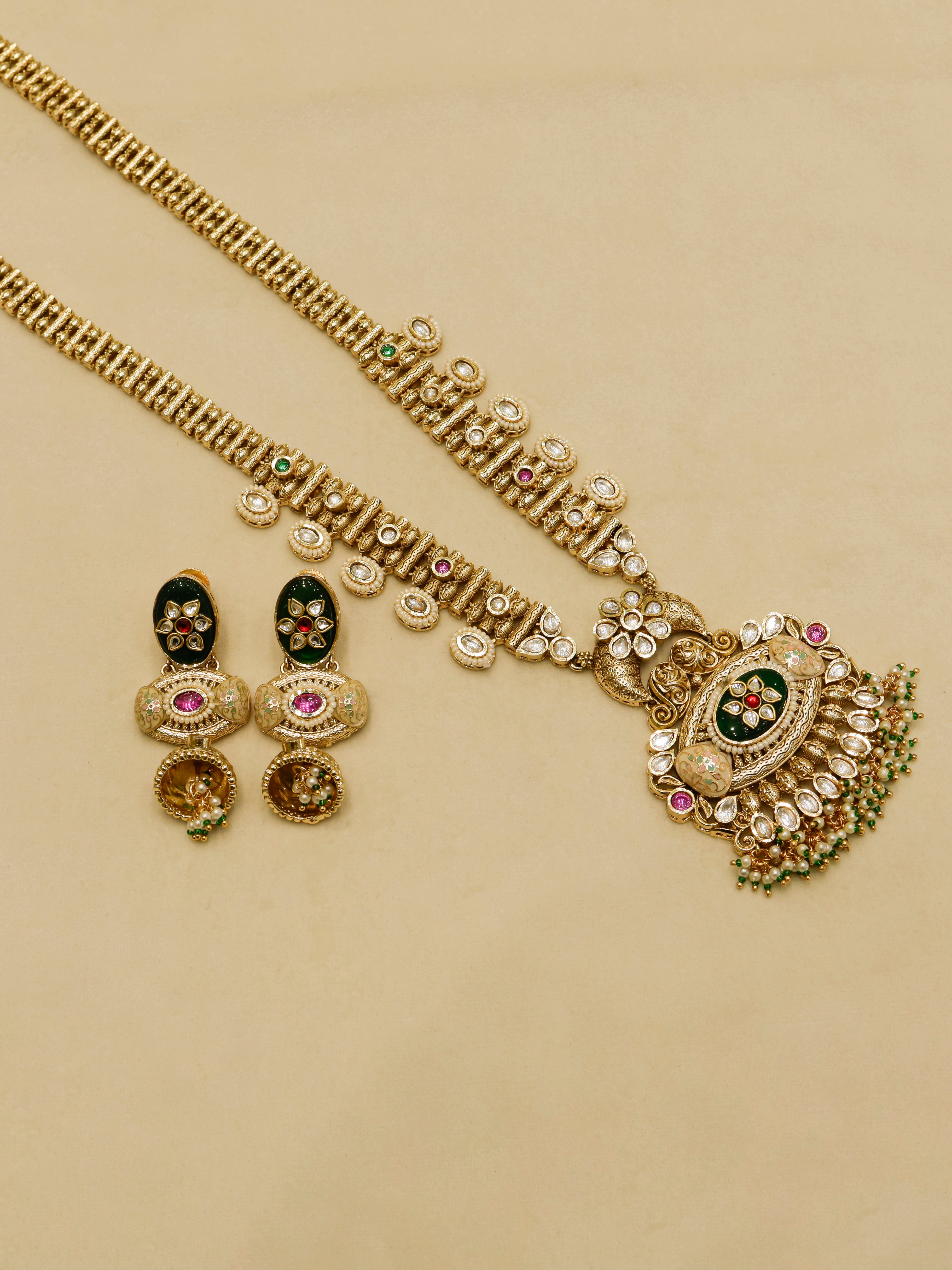 Aanura Antique Rani Haar with Kundan & Pearl Pendant